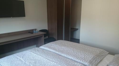 Double Room - Photo 3