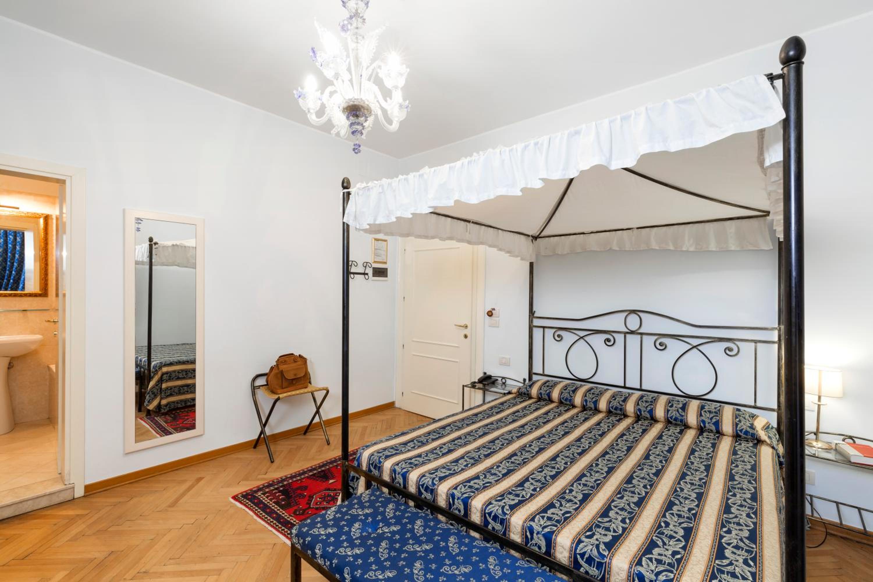 Superior Double Room photo 1