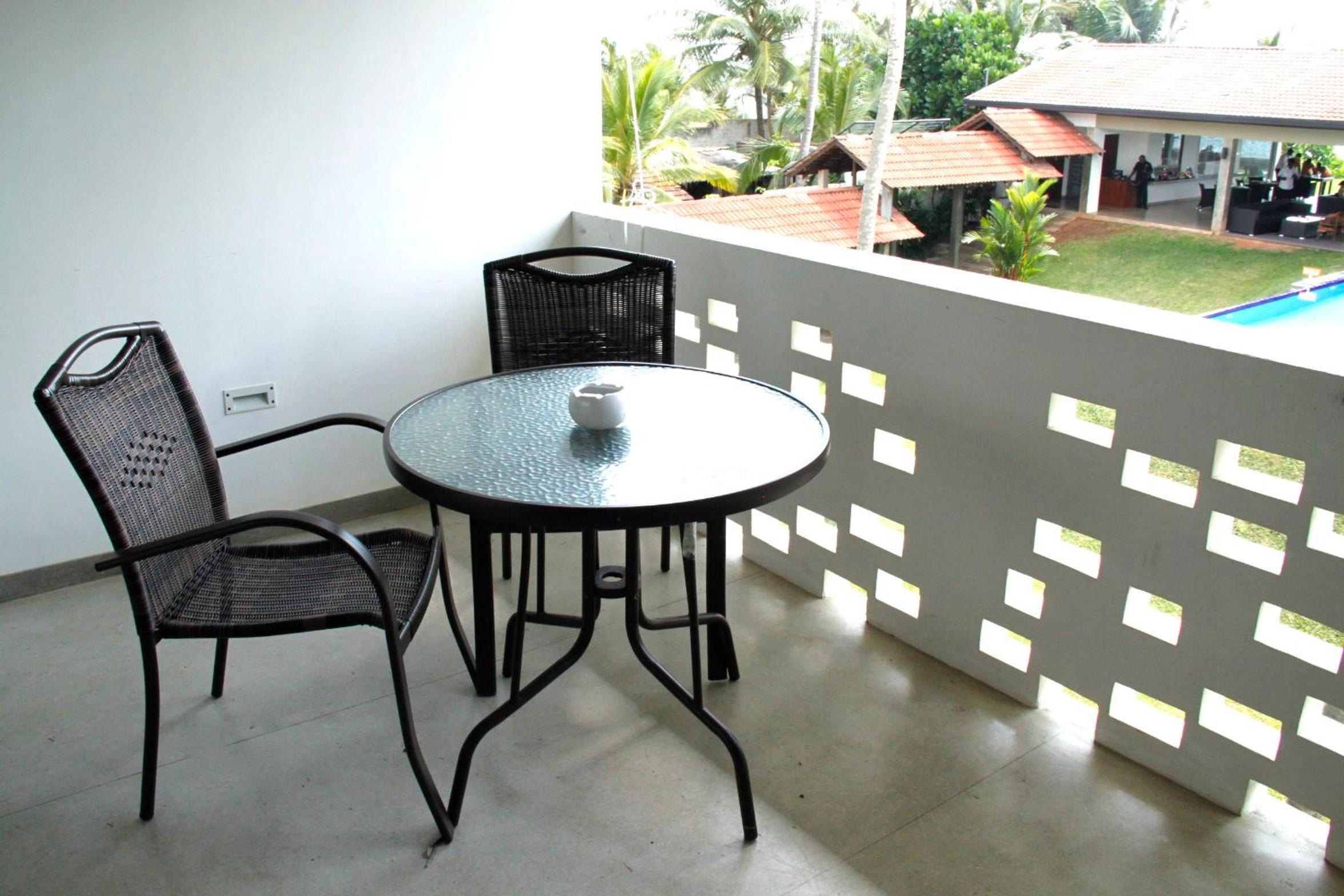 De Luxe Doppelzimmer mit Balkon und Meerblick