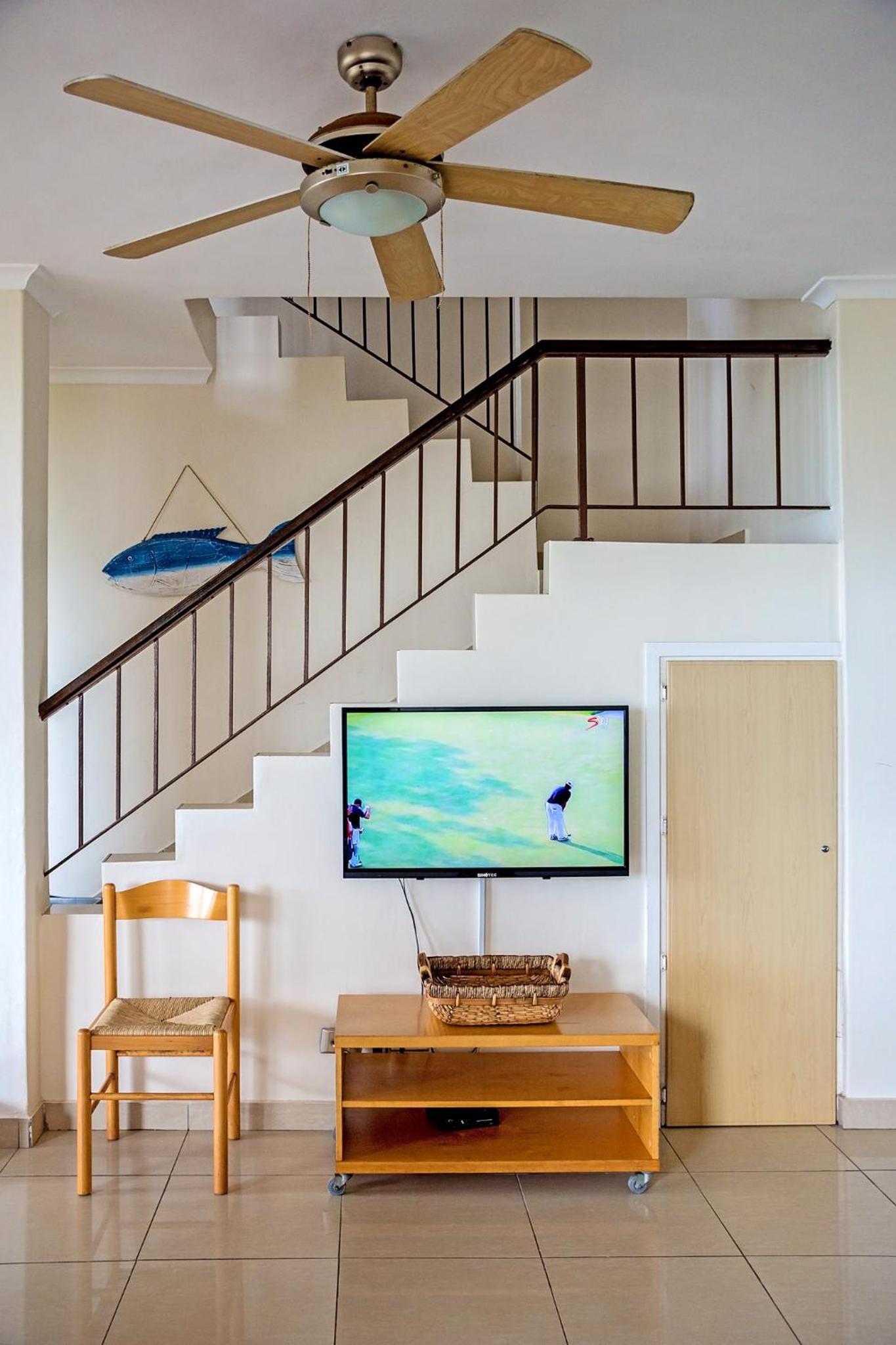 Apartment - Split Level - Photo 15