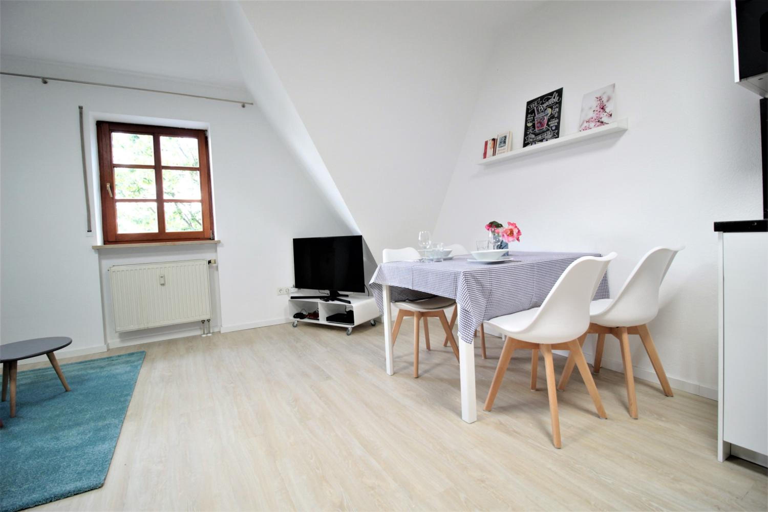 One-Bedroom Apartment - Photo 26