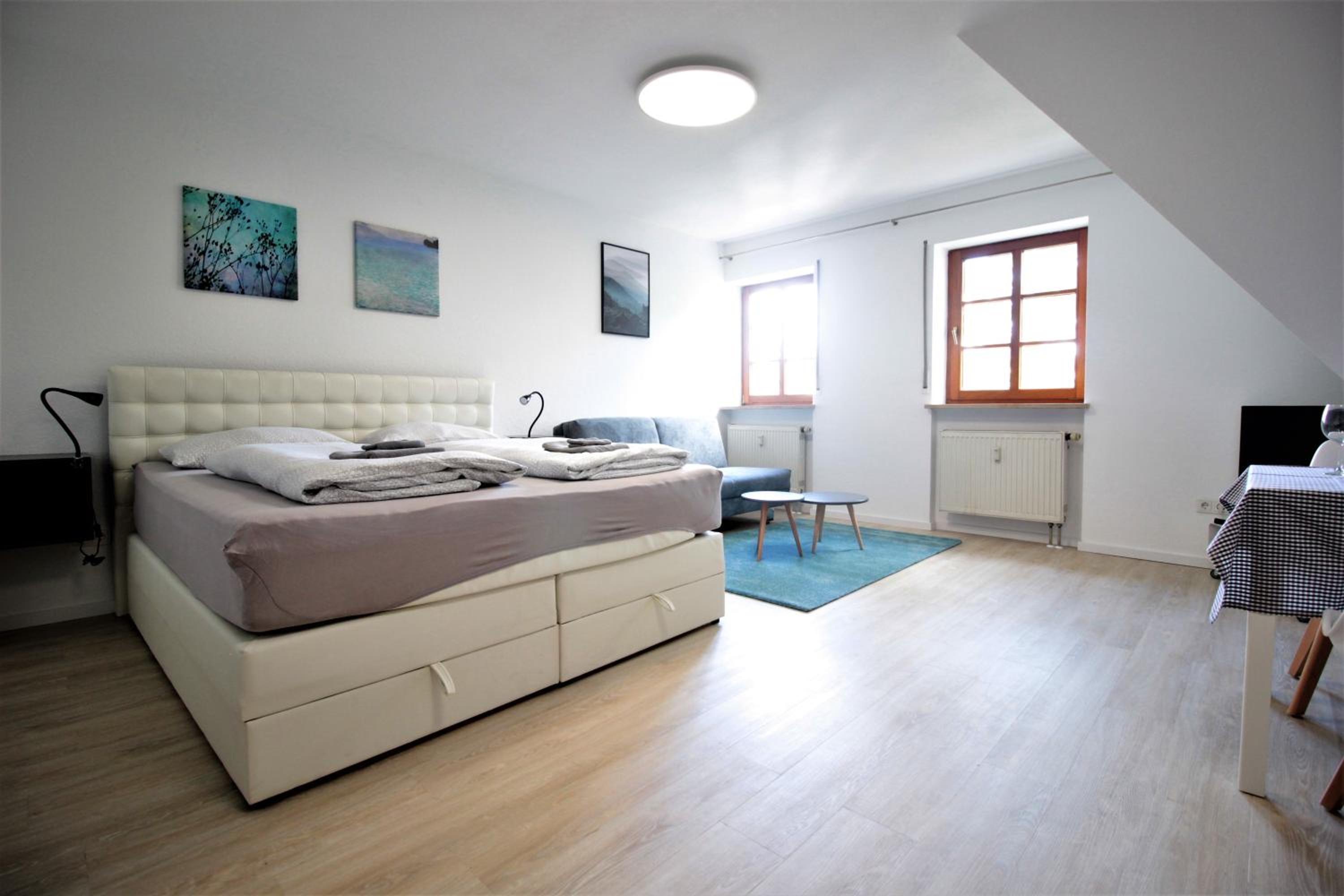 One-Bedroom Apartment - Photo 29