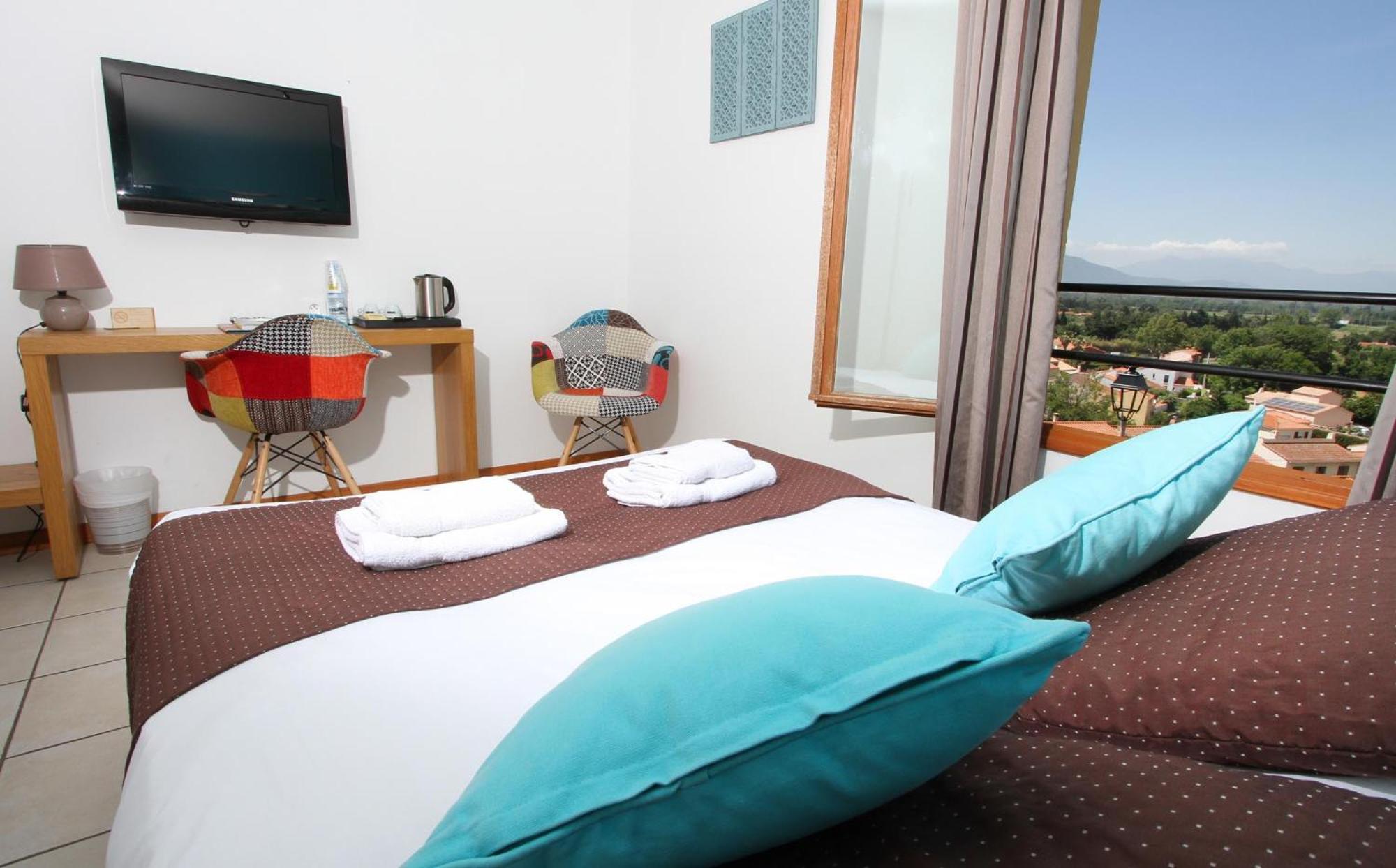 Standard Double Room - Photo 2
