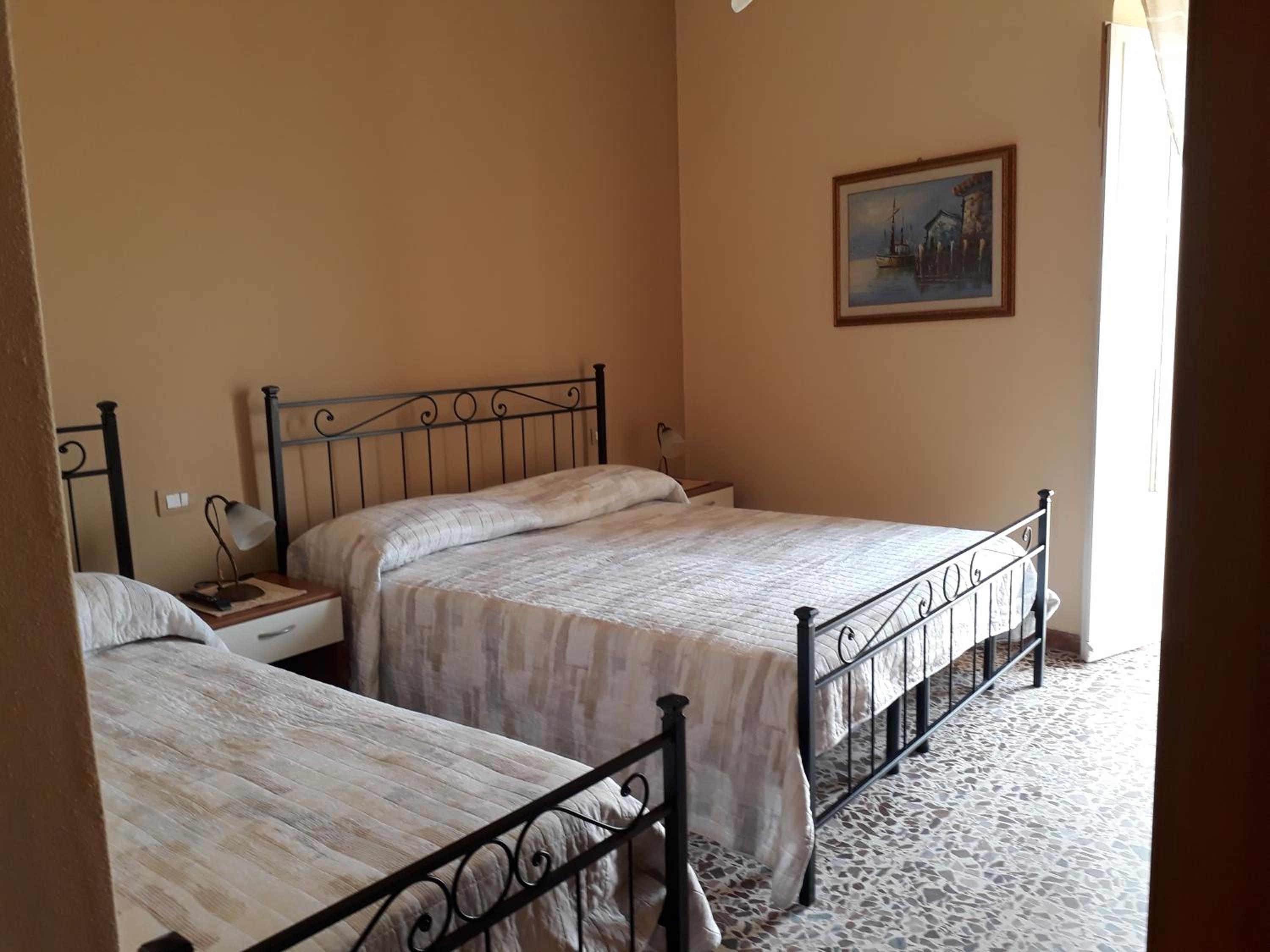 Superior Triple Room with Sea View - Photo 1