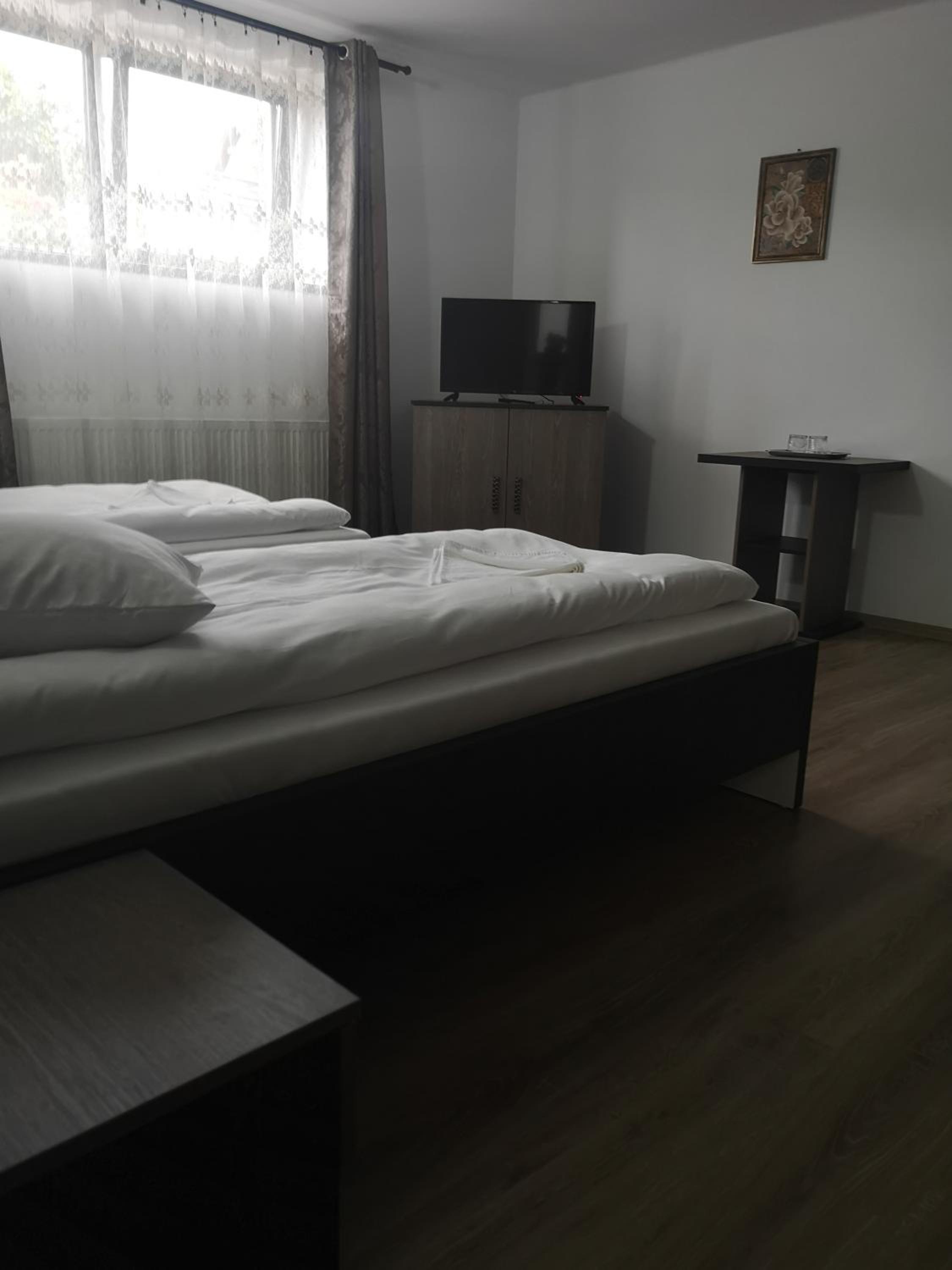 Double Or Twin Room photo 1