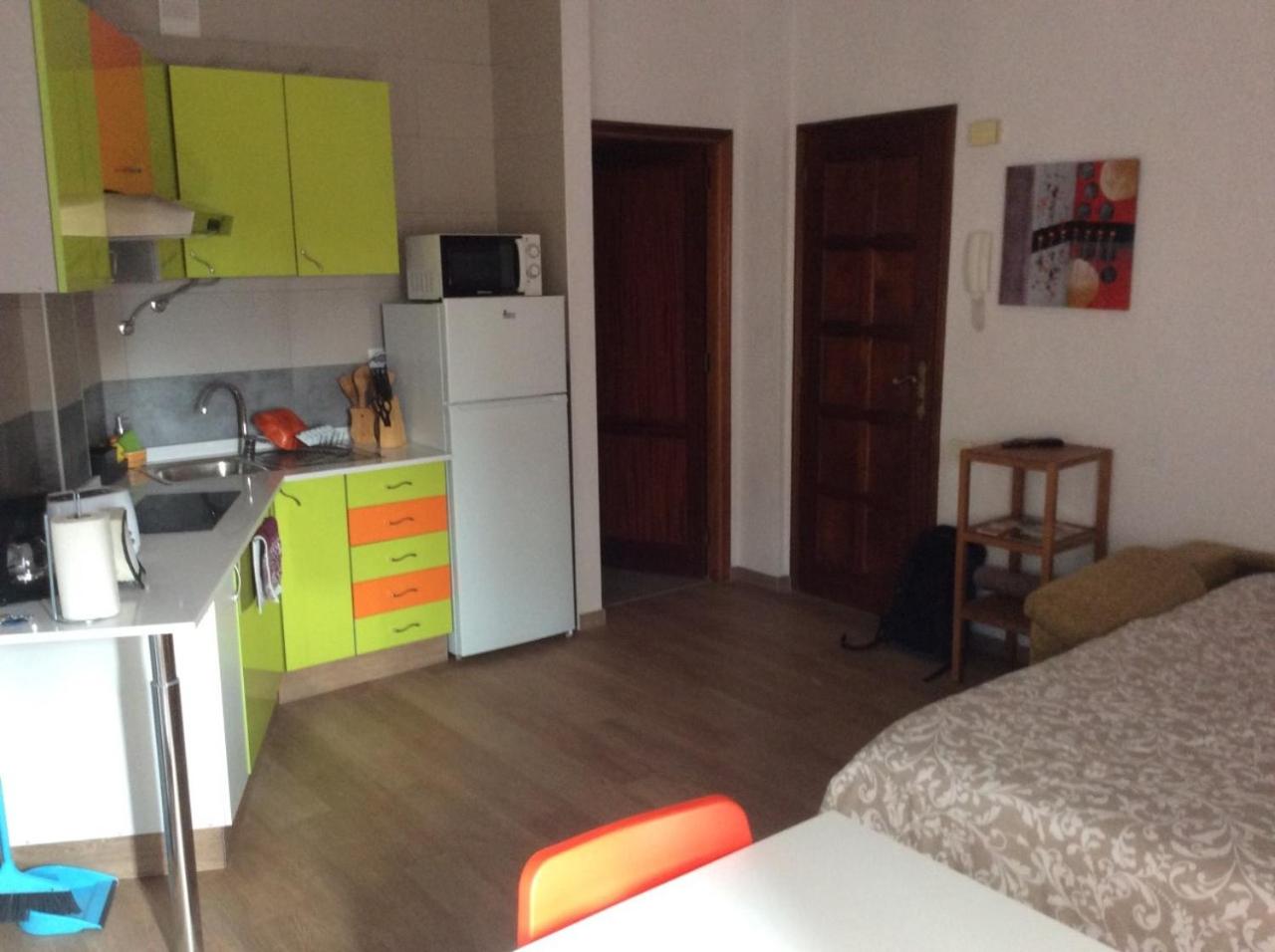 Studio Apartment photo 3