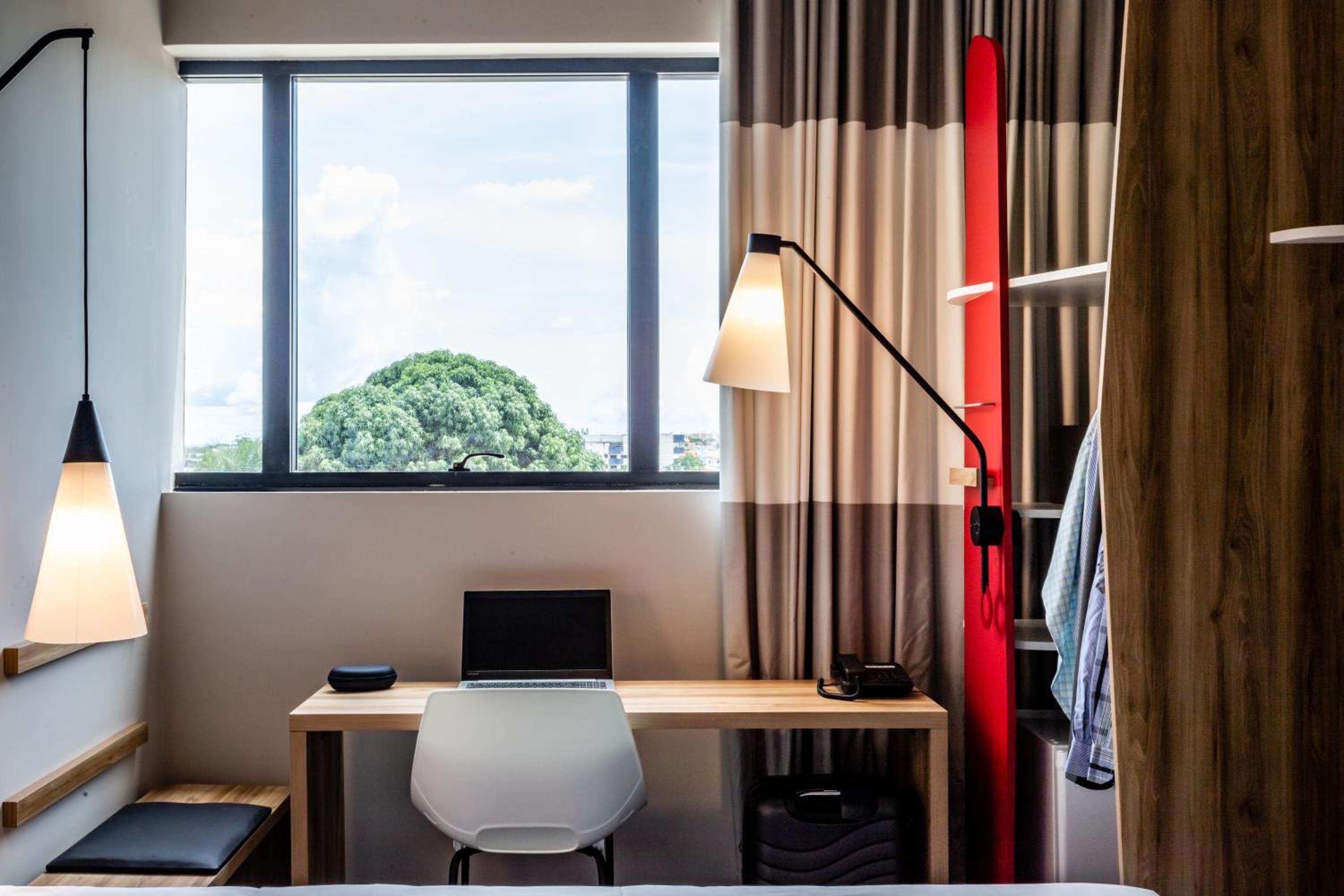 Twin Room - Photo 2