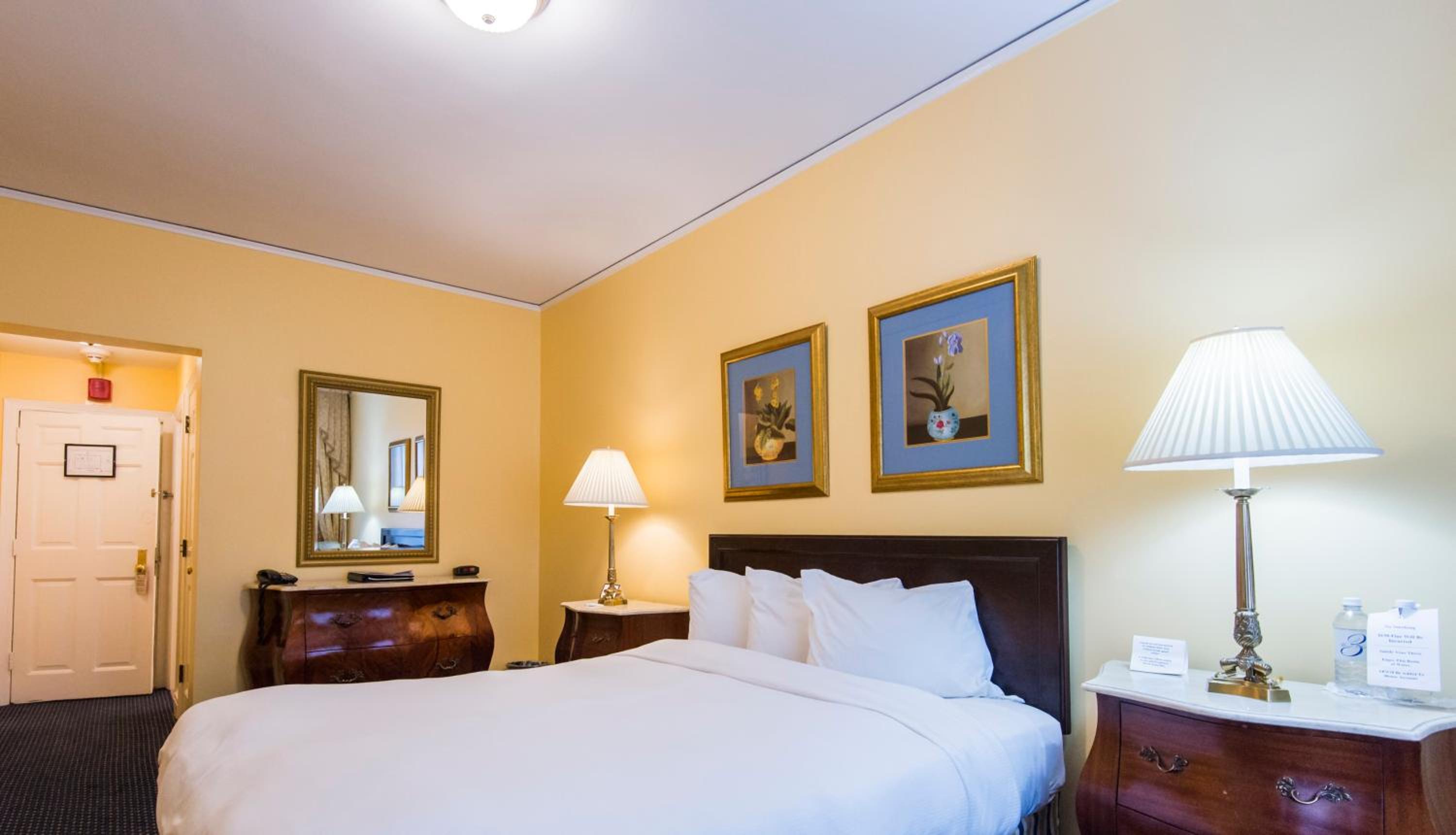 Superior Queen Room