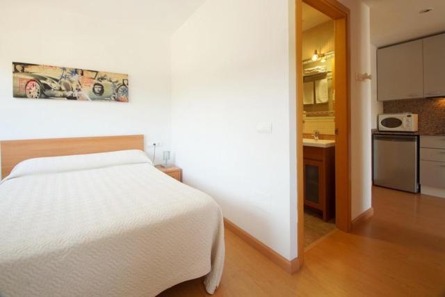 Studio Apartment photo 3