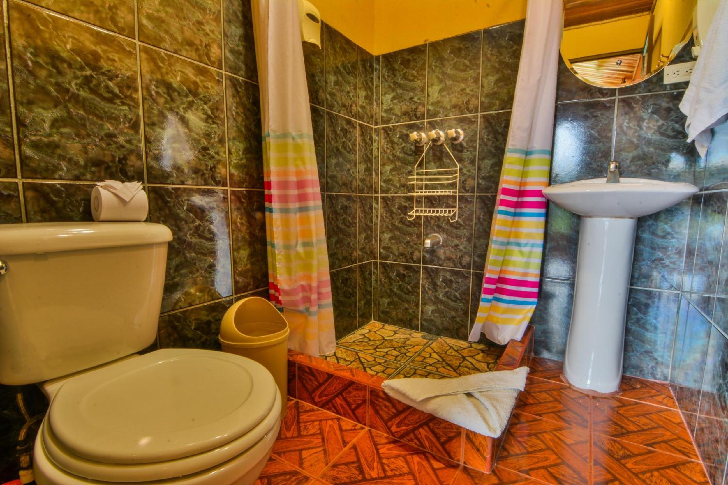 Double Room with Private Bathroom photo 2