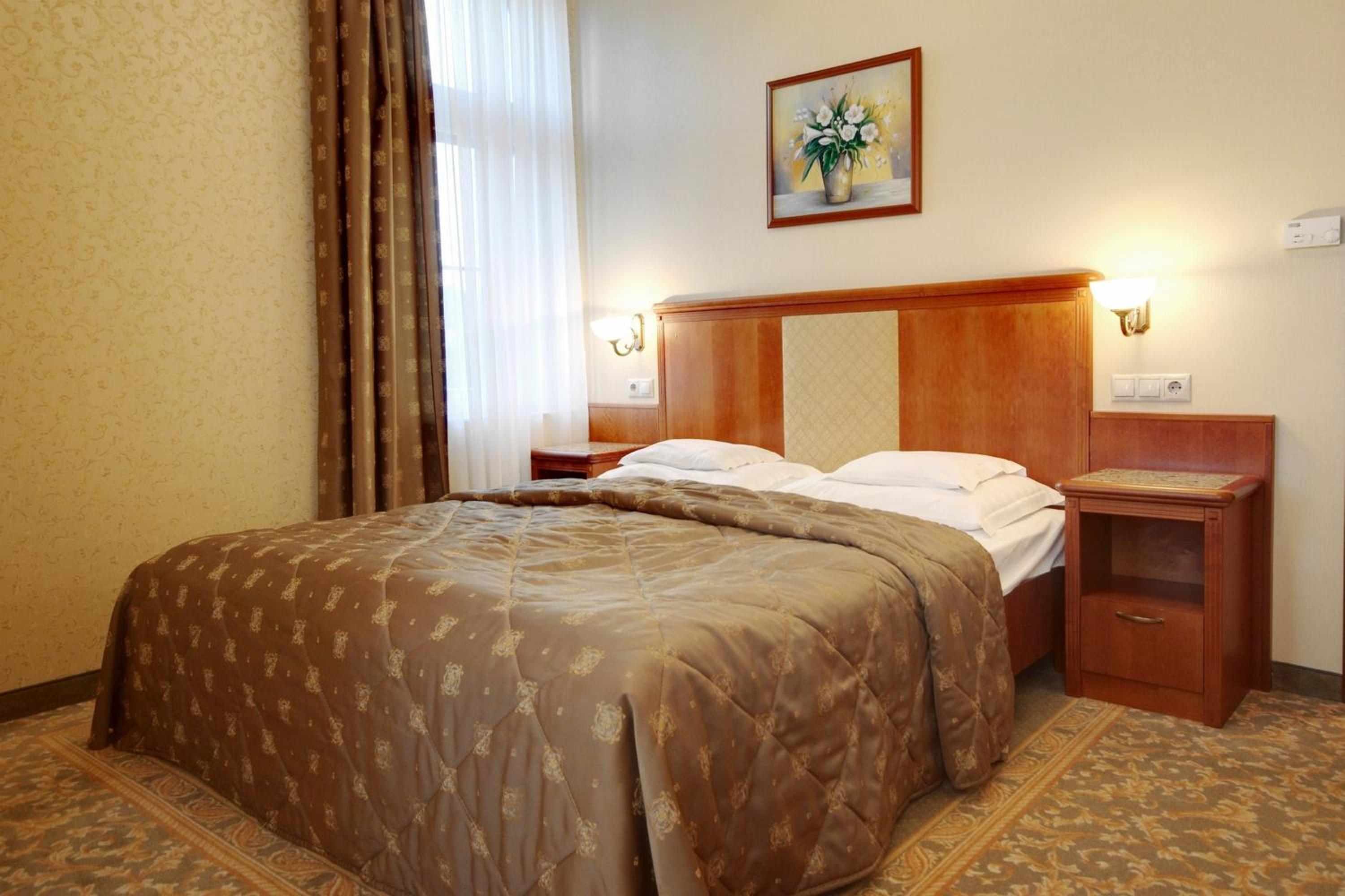 Deluxe Double or Twin Room - Photo 4