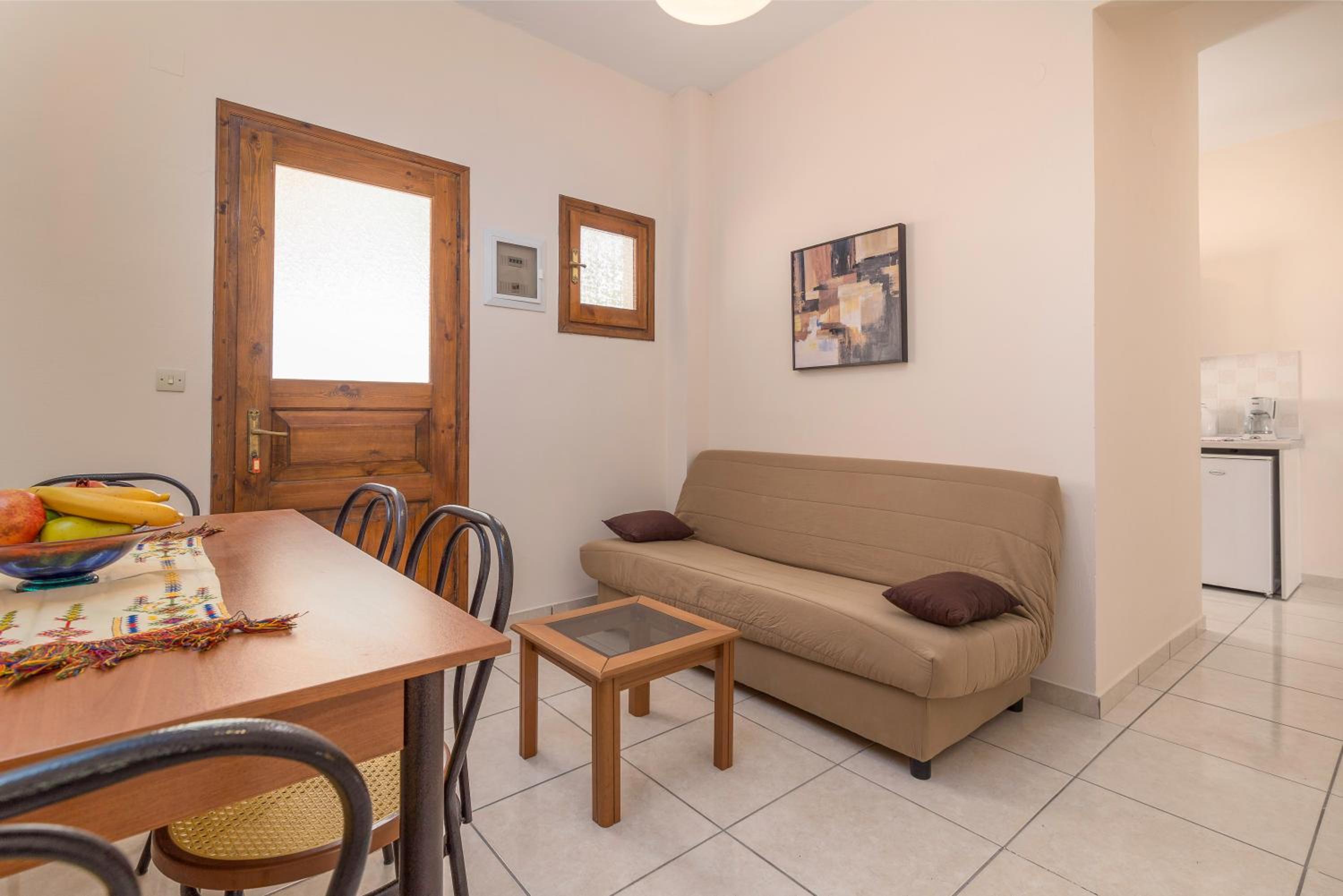 Apartment - Ground Floor photo 3