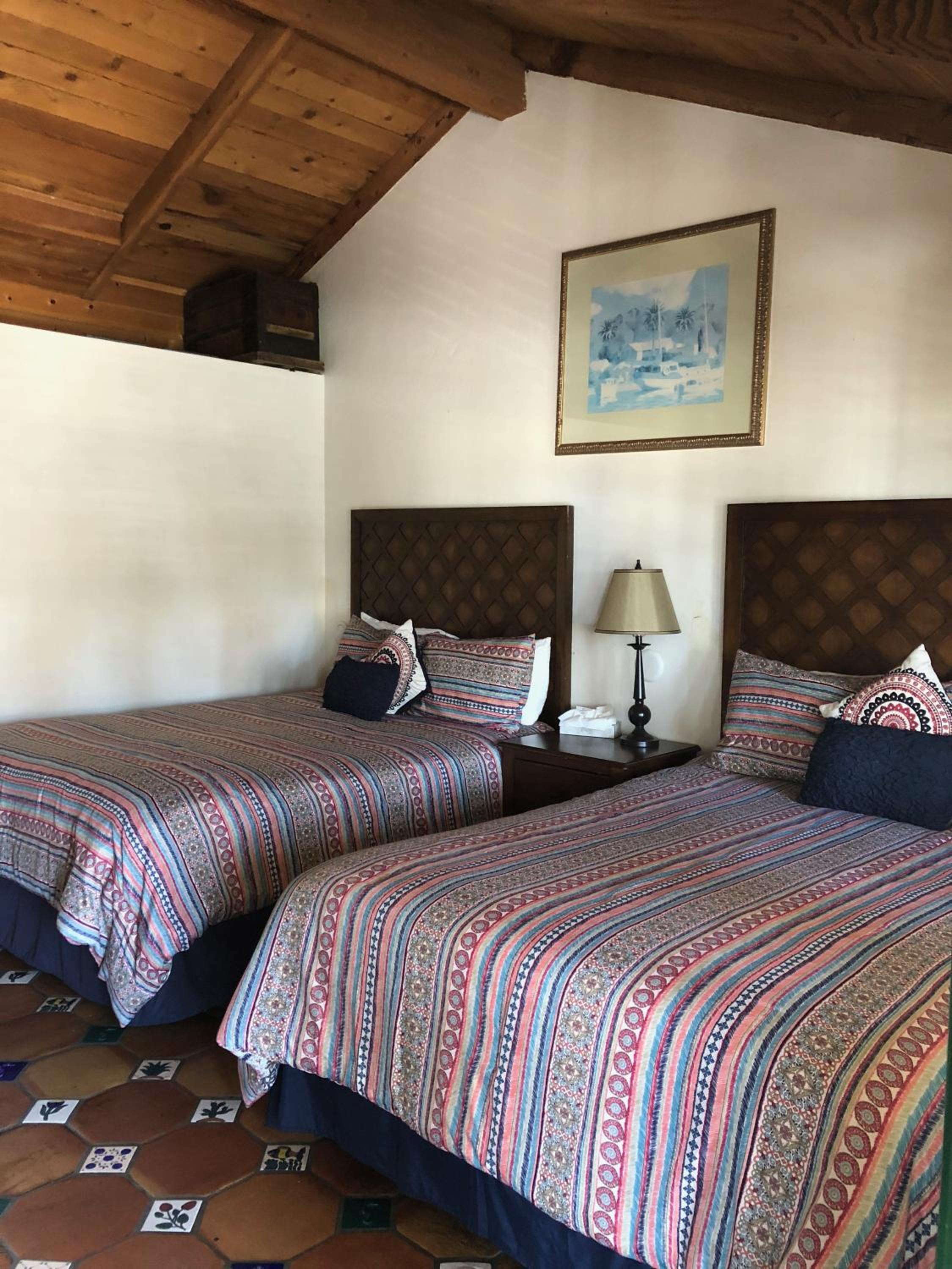 Queen Room with Two Queen Beds - Photo 6