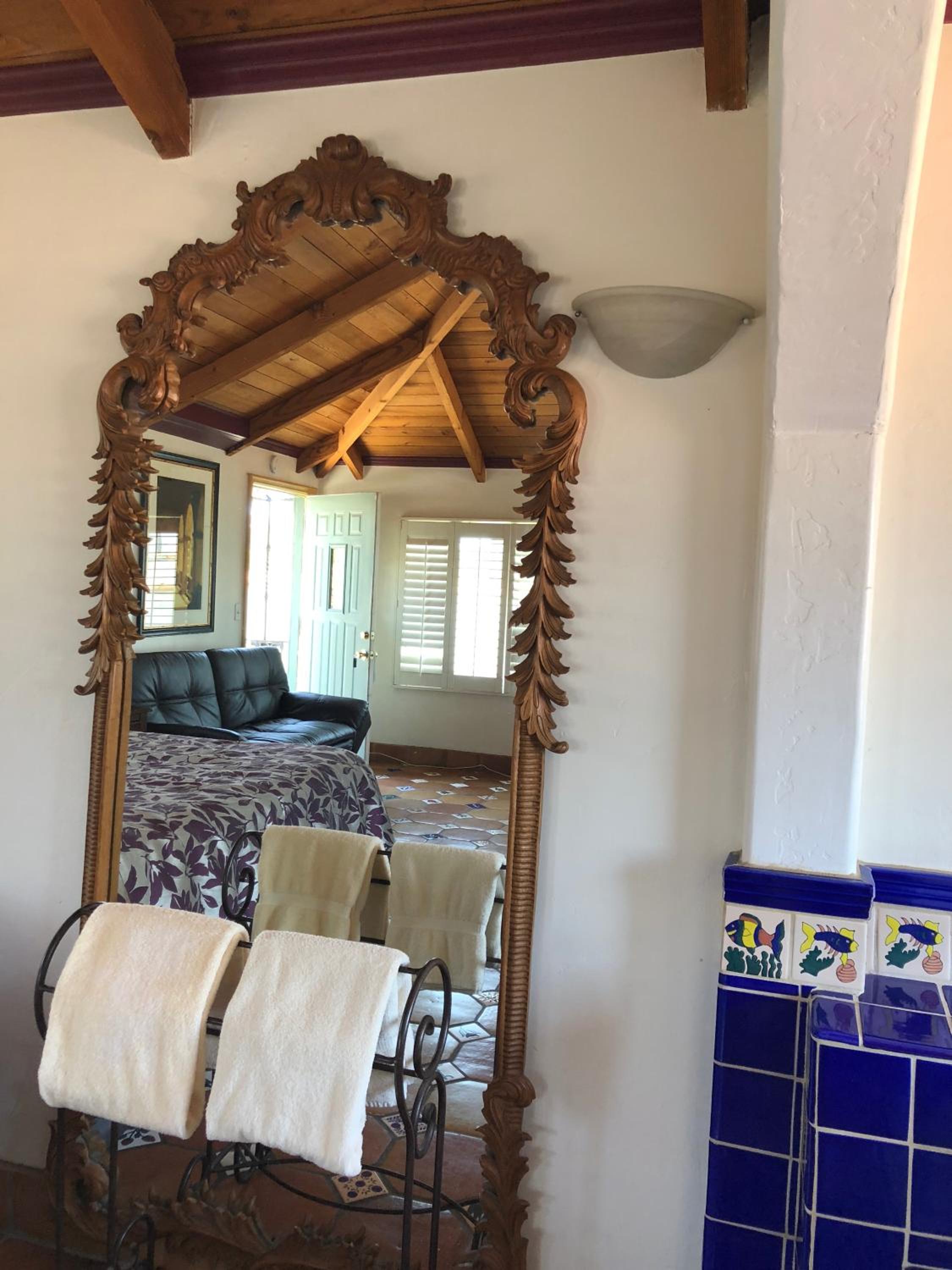 Penthouse Suite - Photo 1