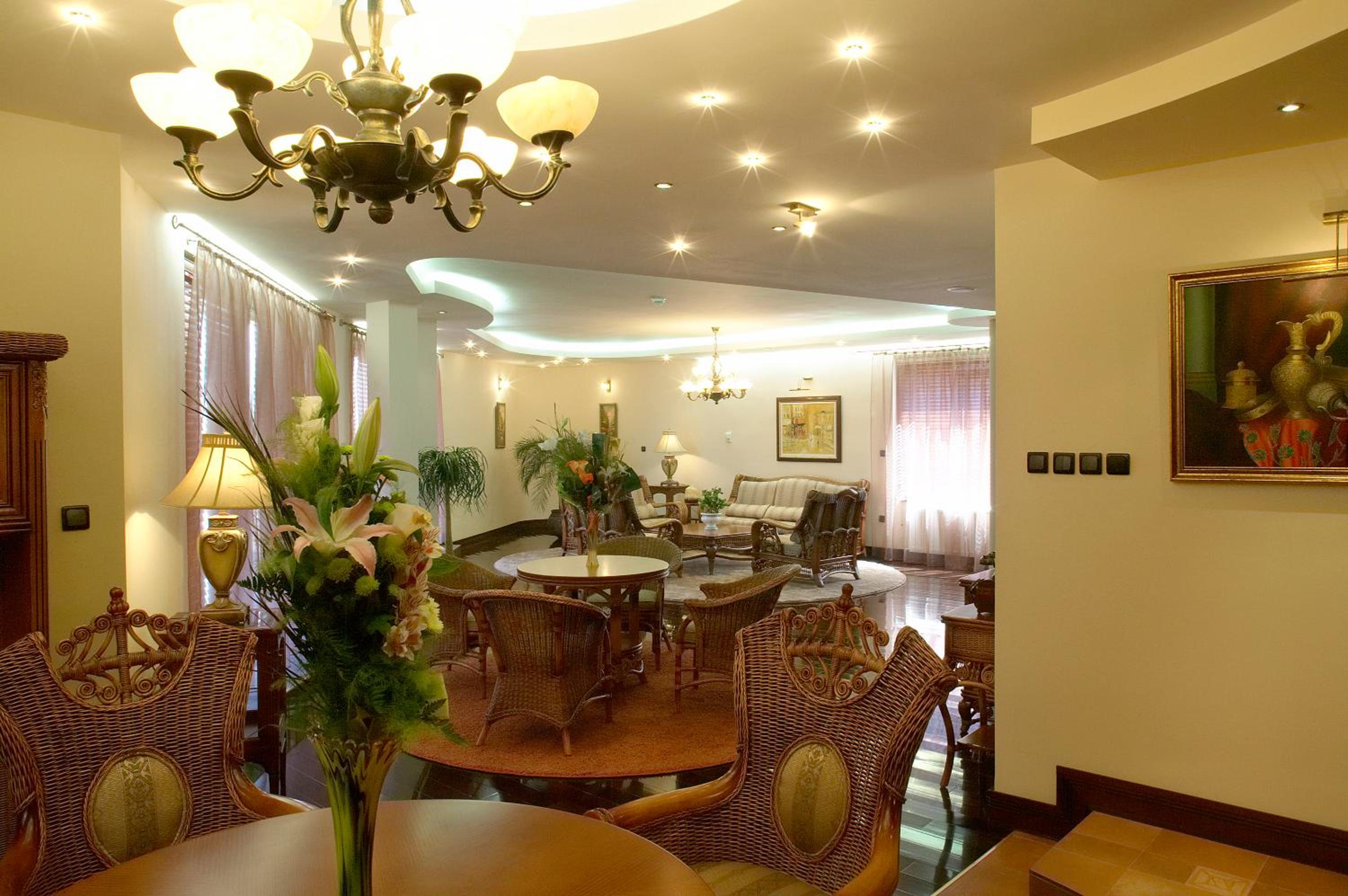 Executive Two-Bedroom Apartment - Photo 10