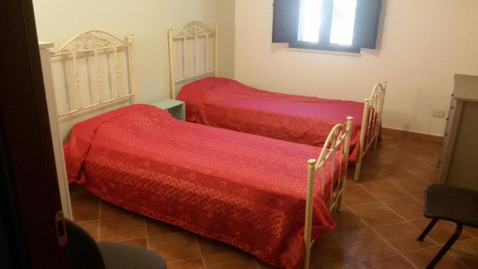Two-Bedroom House photo 3