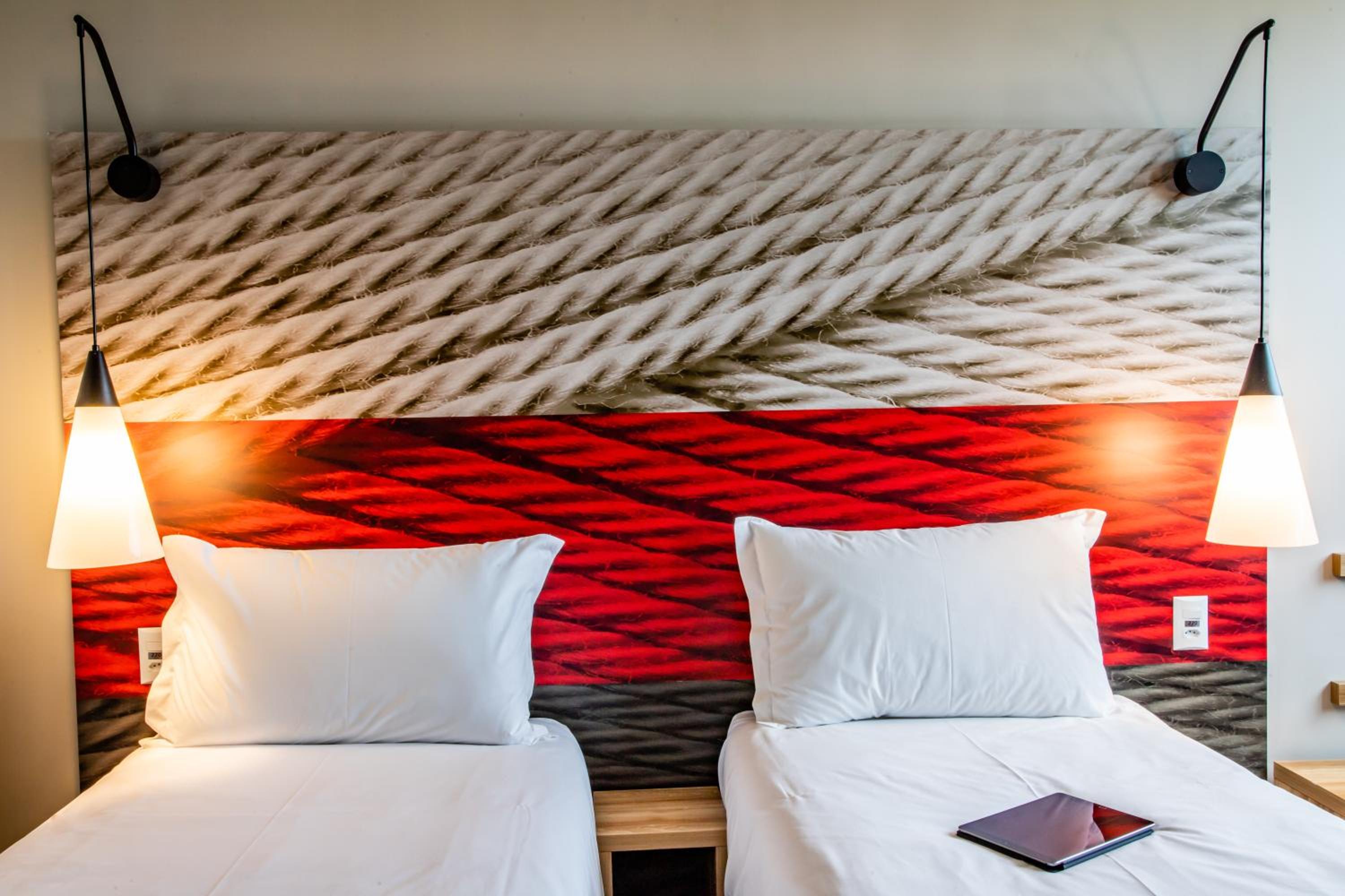 Twin Room - Photo 4