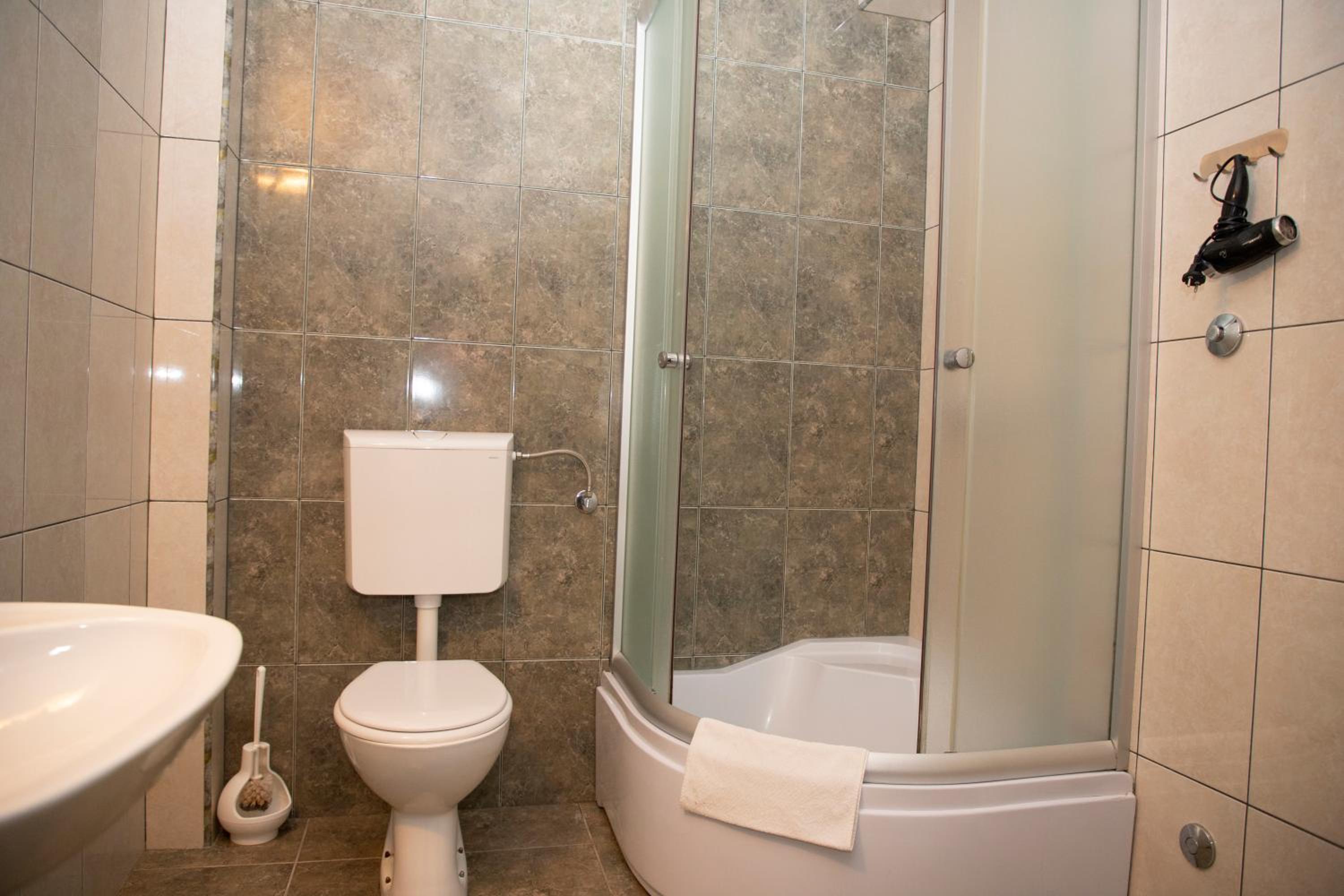 Superior Double Room - Photo 9