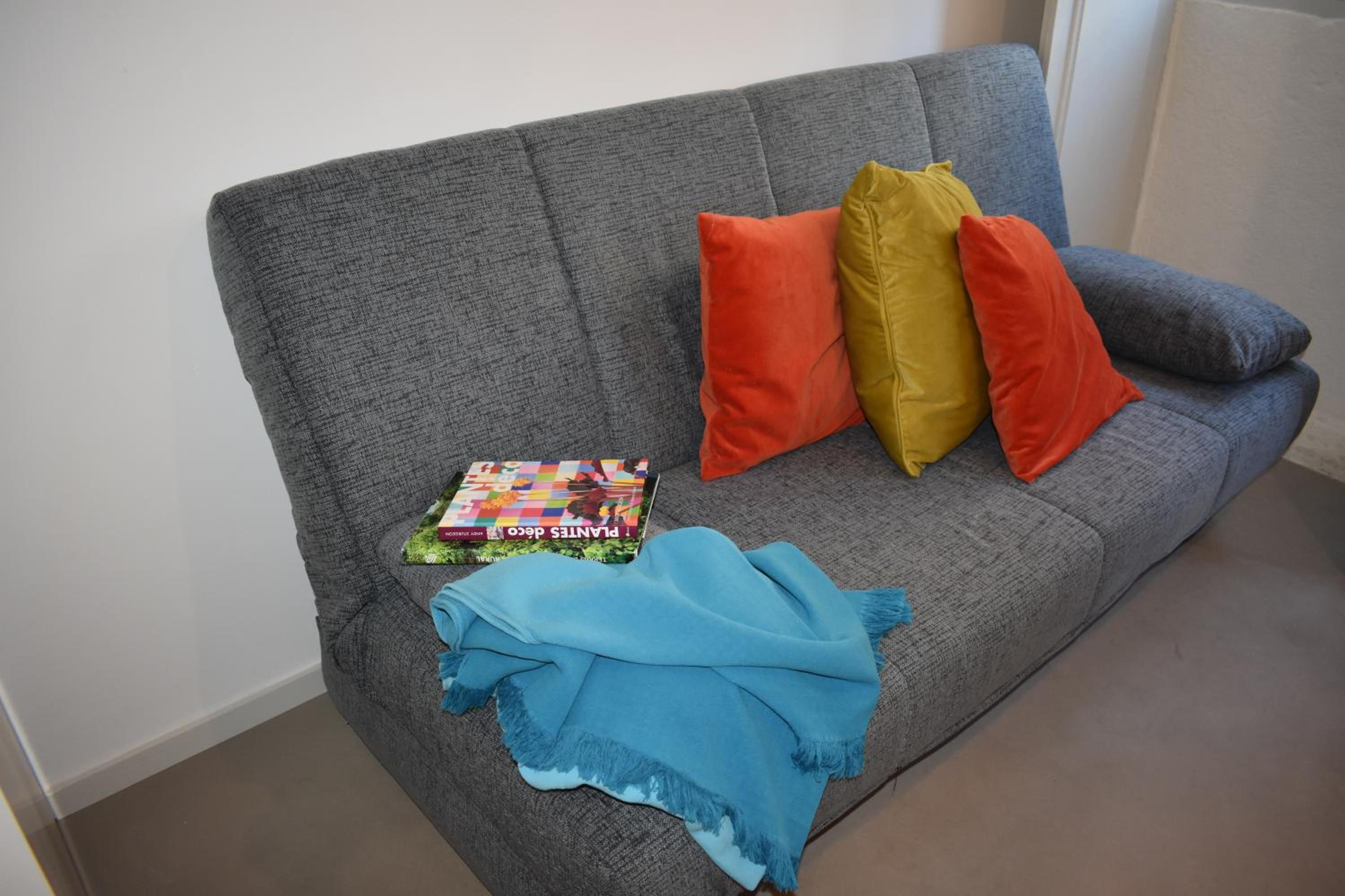 Apartment - Ground Floor - Photo 1
