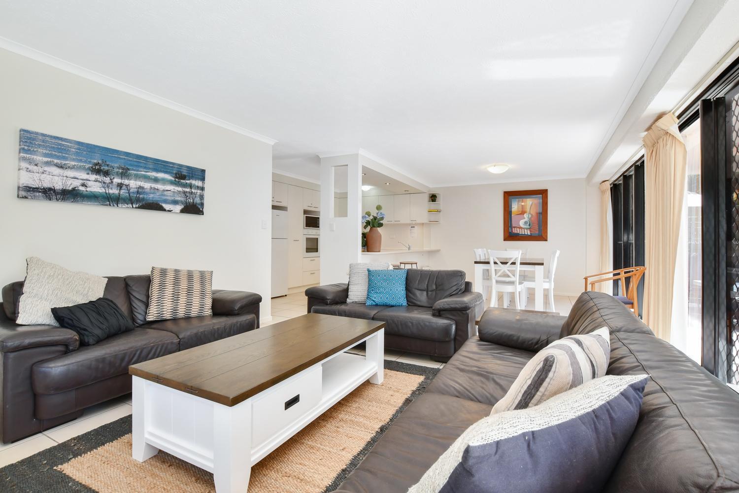 Three-Bedroom Apartment - 1 photo 1