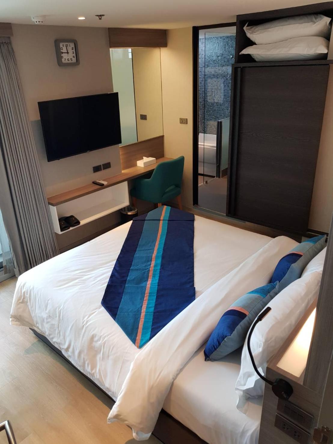 Two-Bedroom Suite photo 3