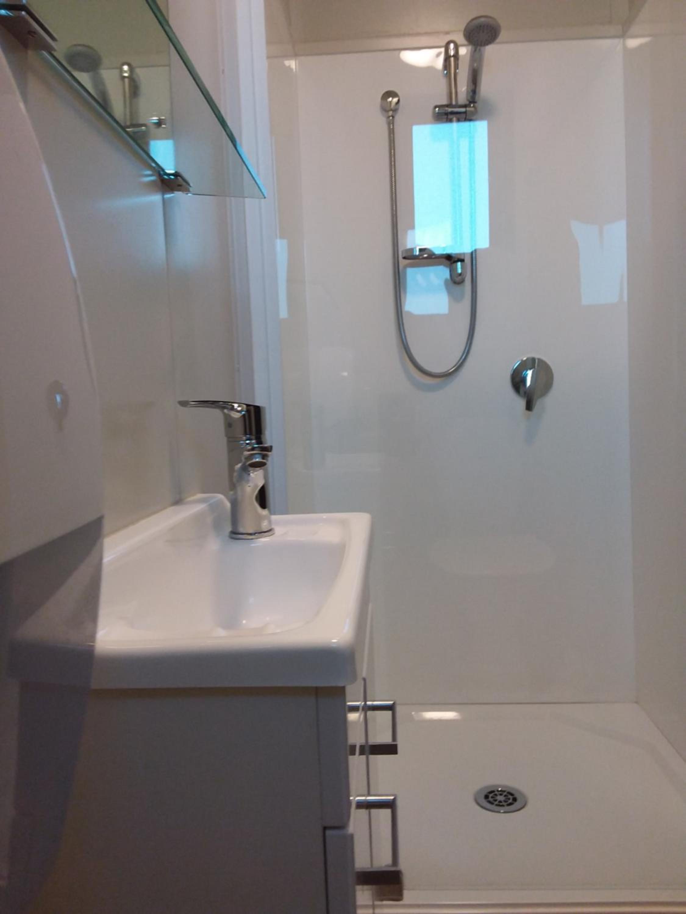 Deluxe Twin Room - Photo 4