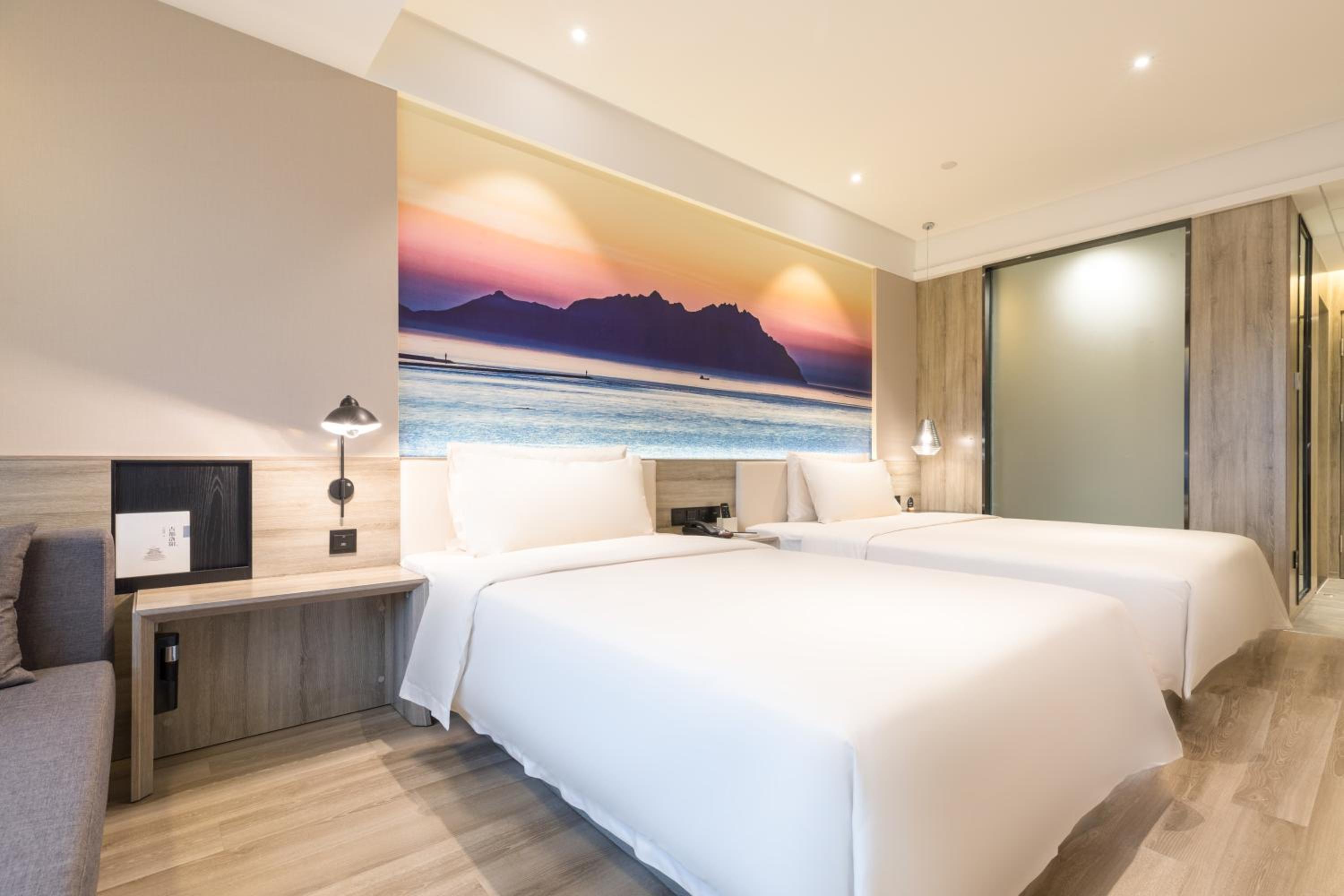 Deluxe Twin Room photo 1