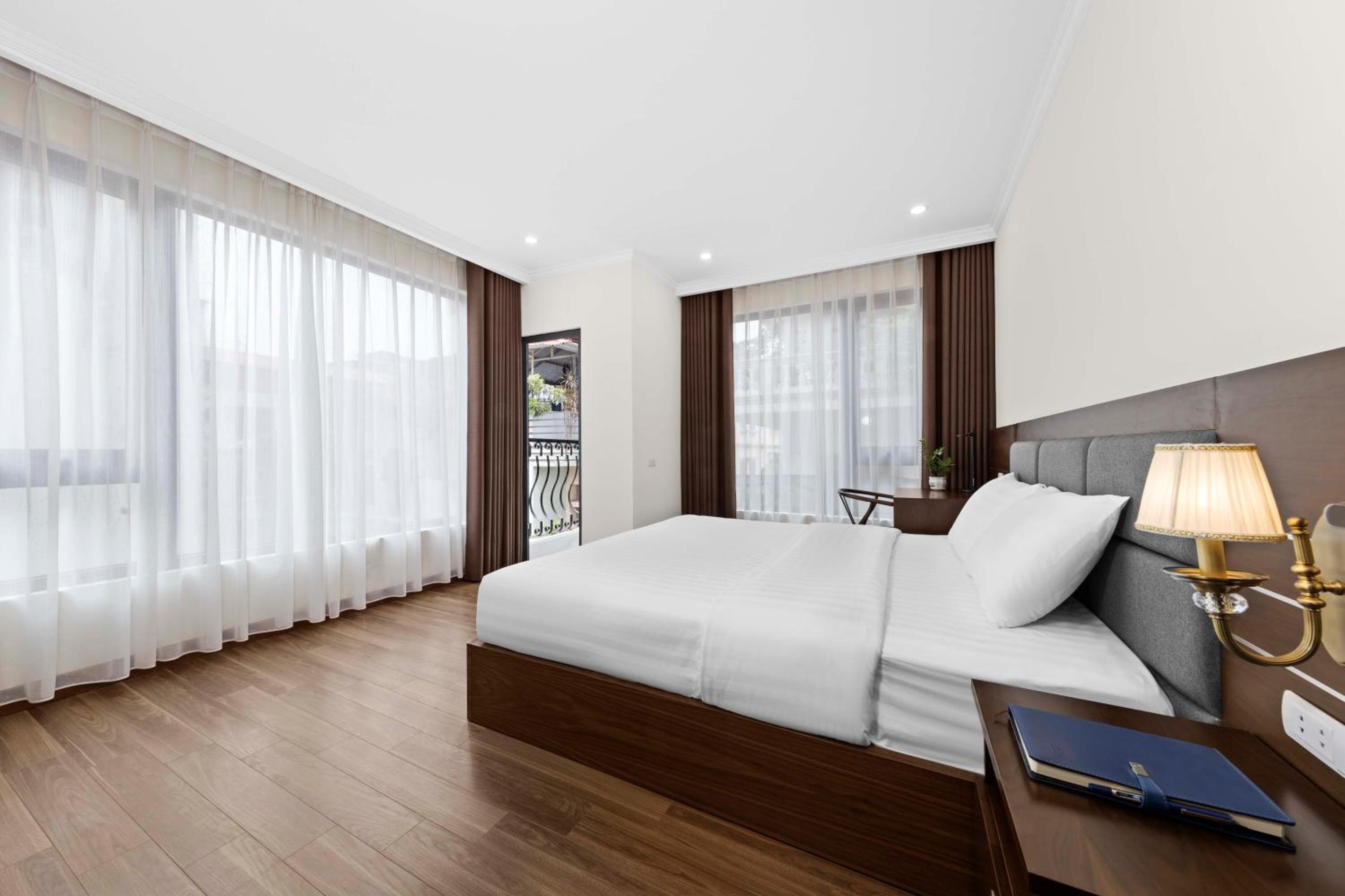 Deluxe Apartment