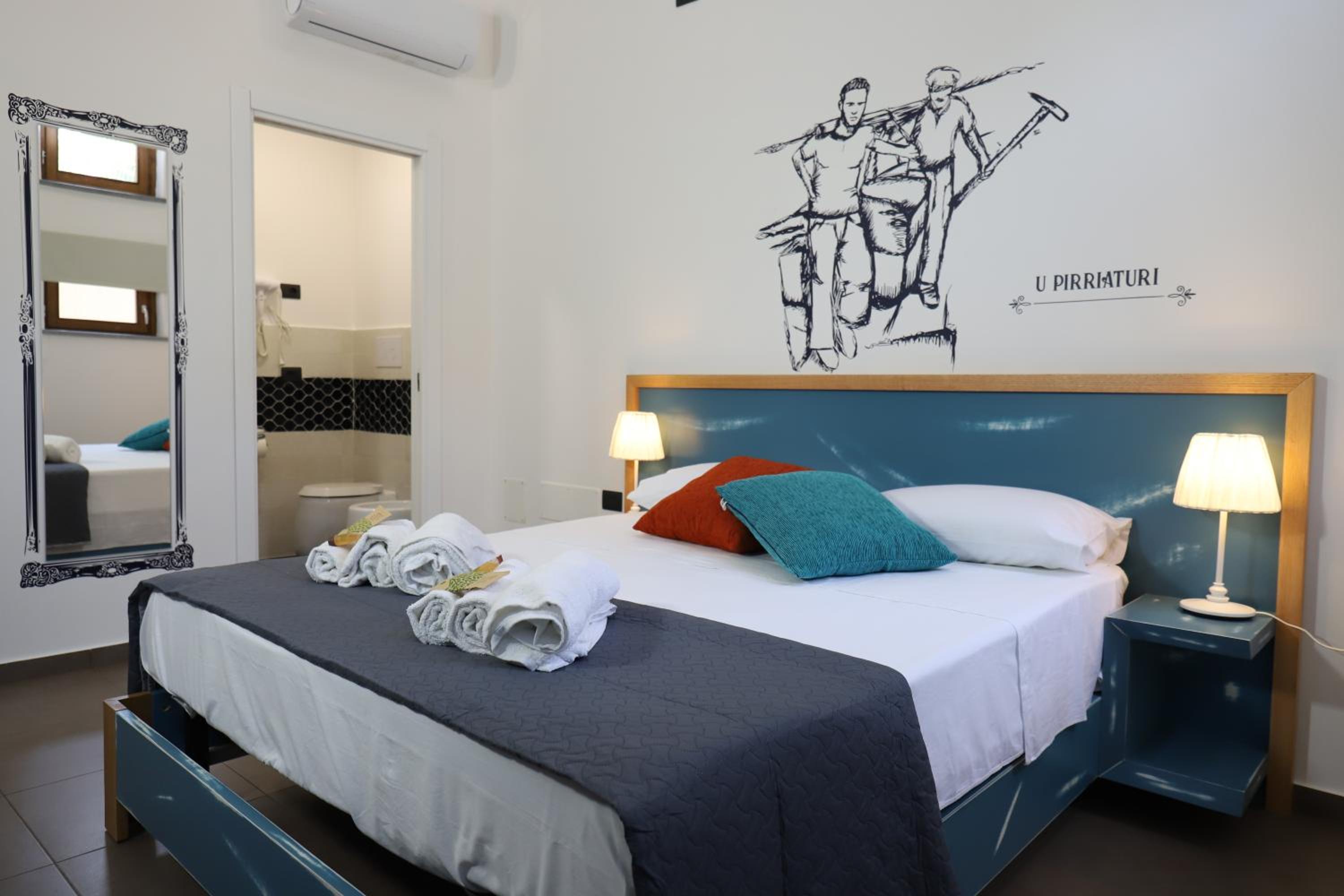 Deluxe Double Room - Photo 1