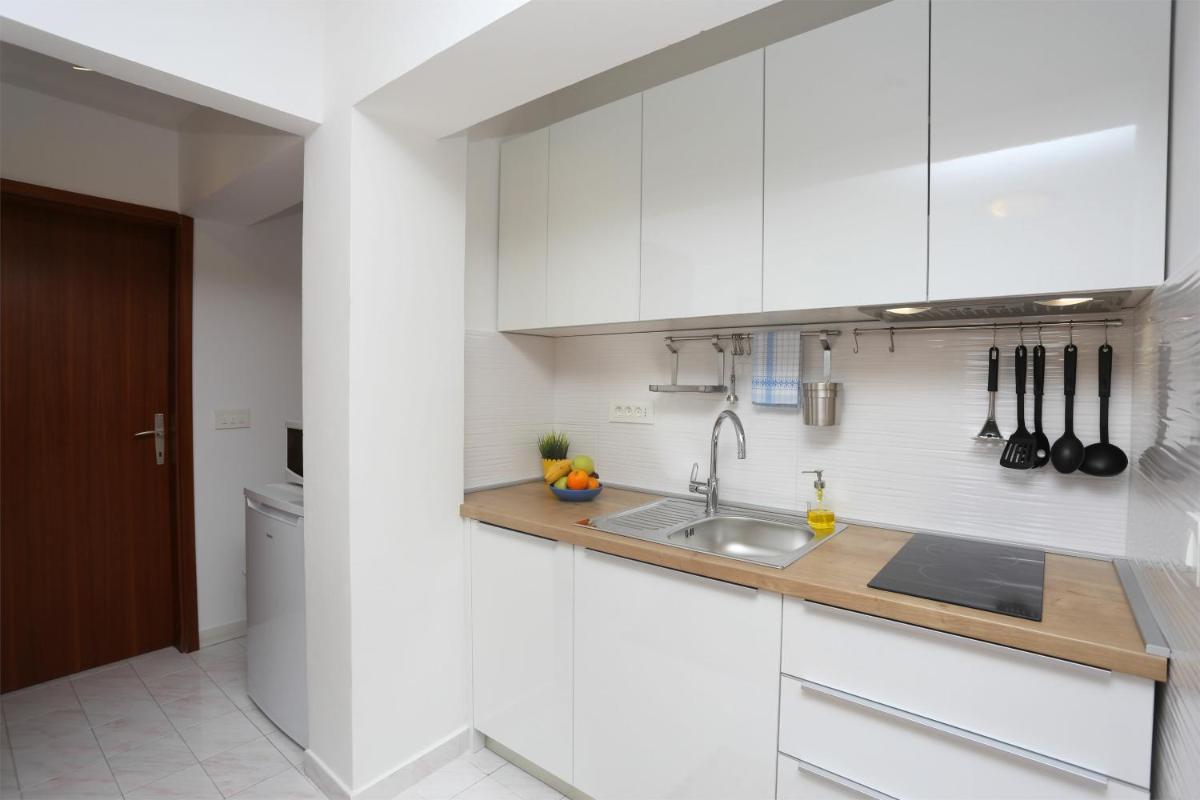 Apartment with Sea View photo 1