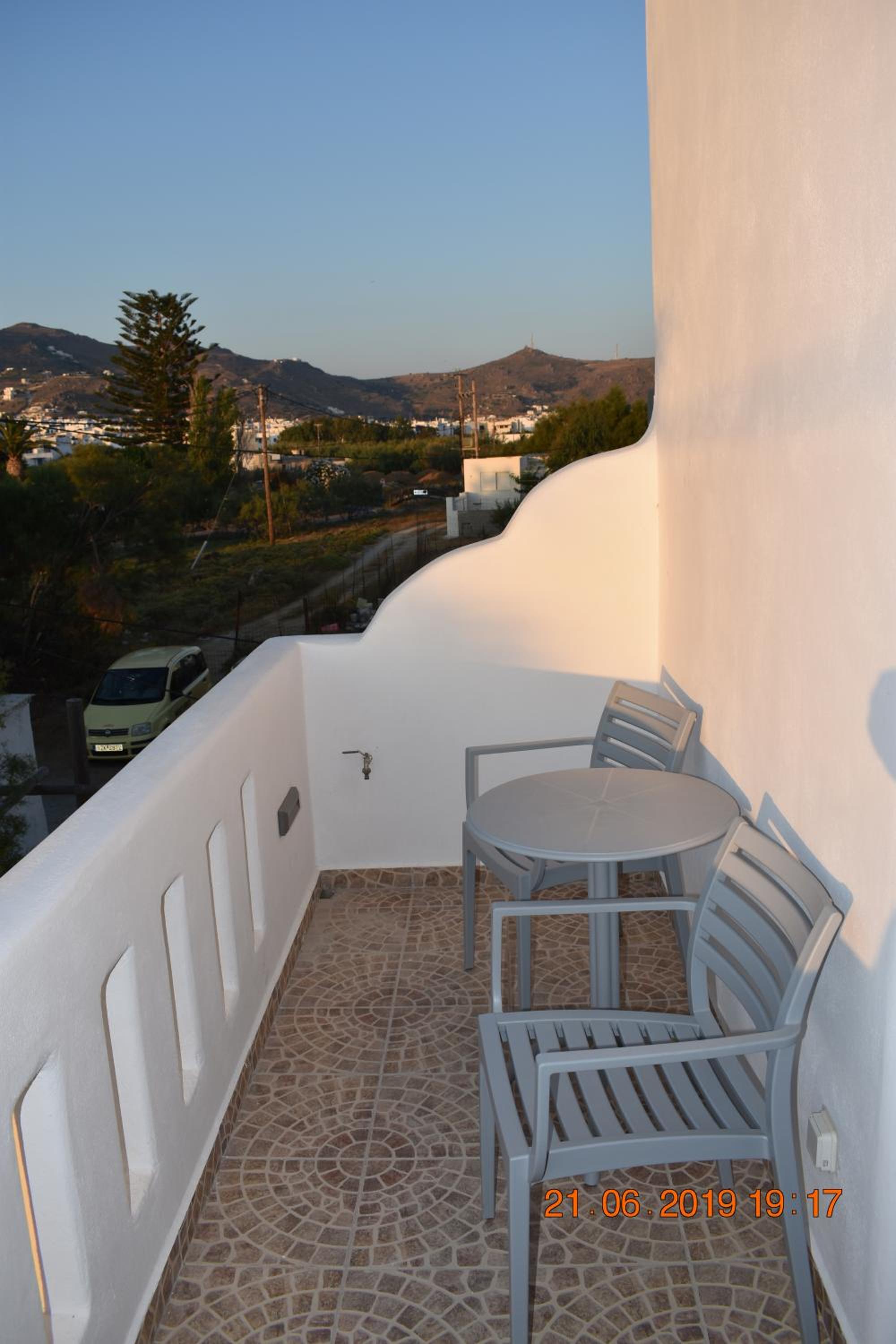 Standard Apartment - Photo 4