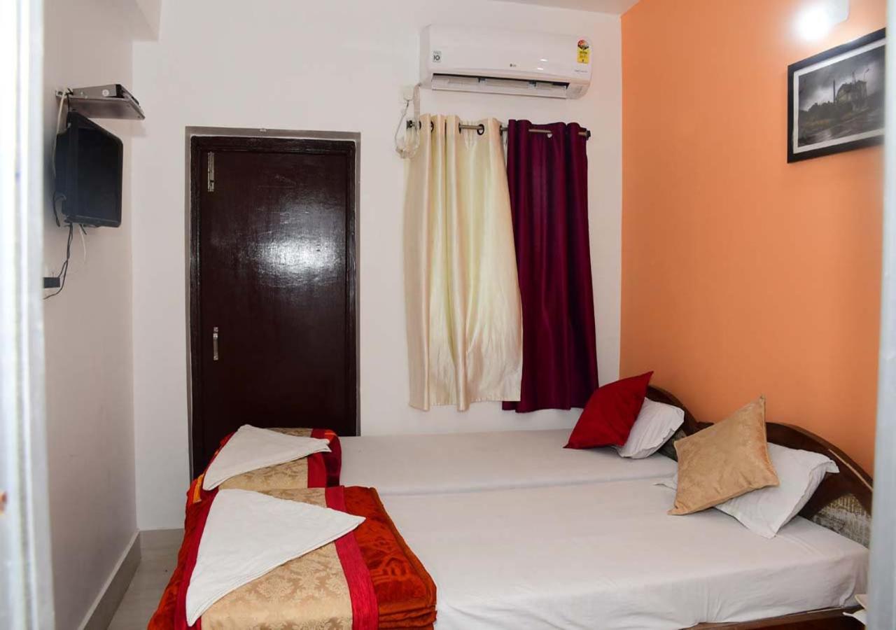 Deluxe Double Room photo 2
