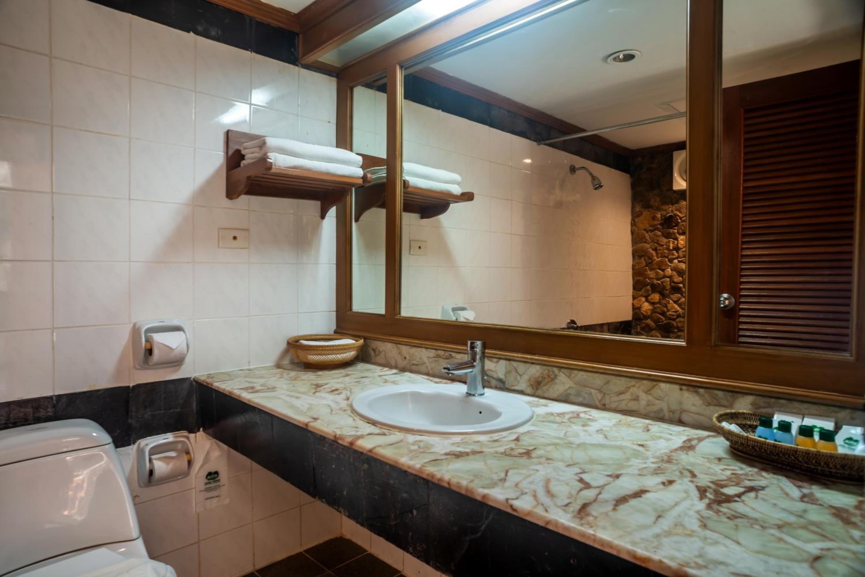Superior Twin Room - Photo 2