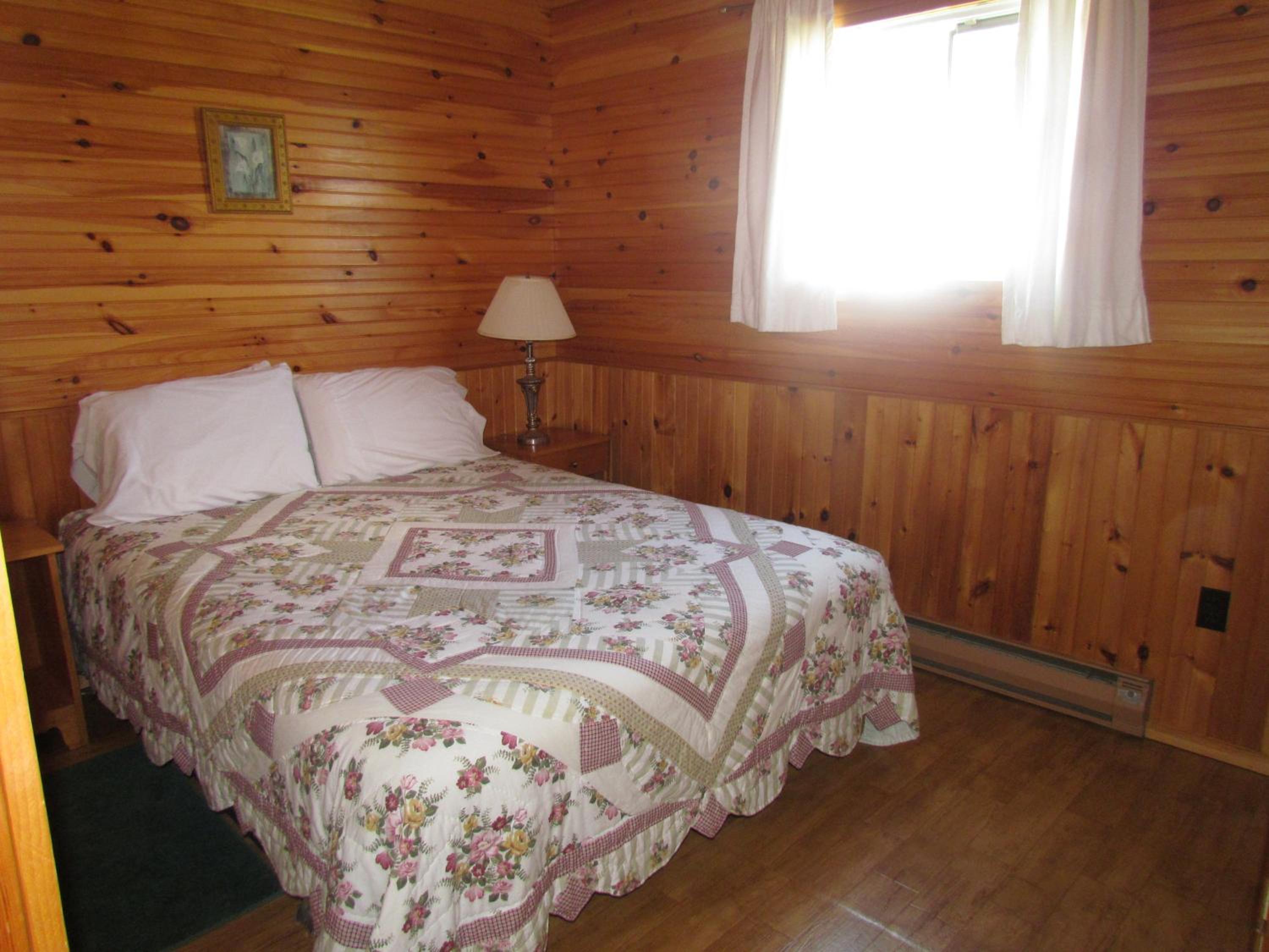 Two-Bedroom Chalet - Photo 4