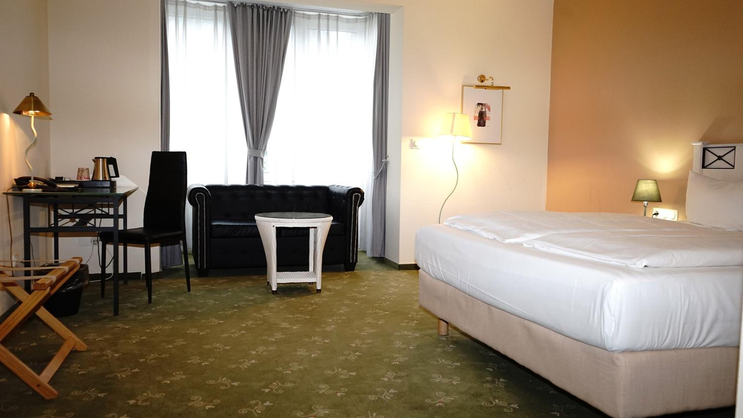 Double Room - Photo 1