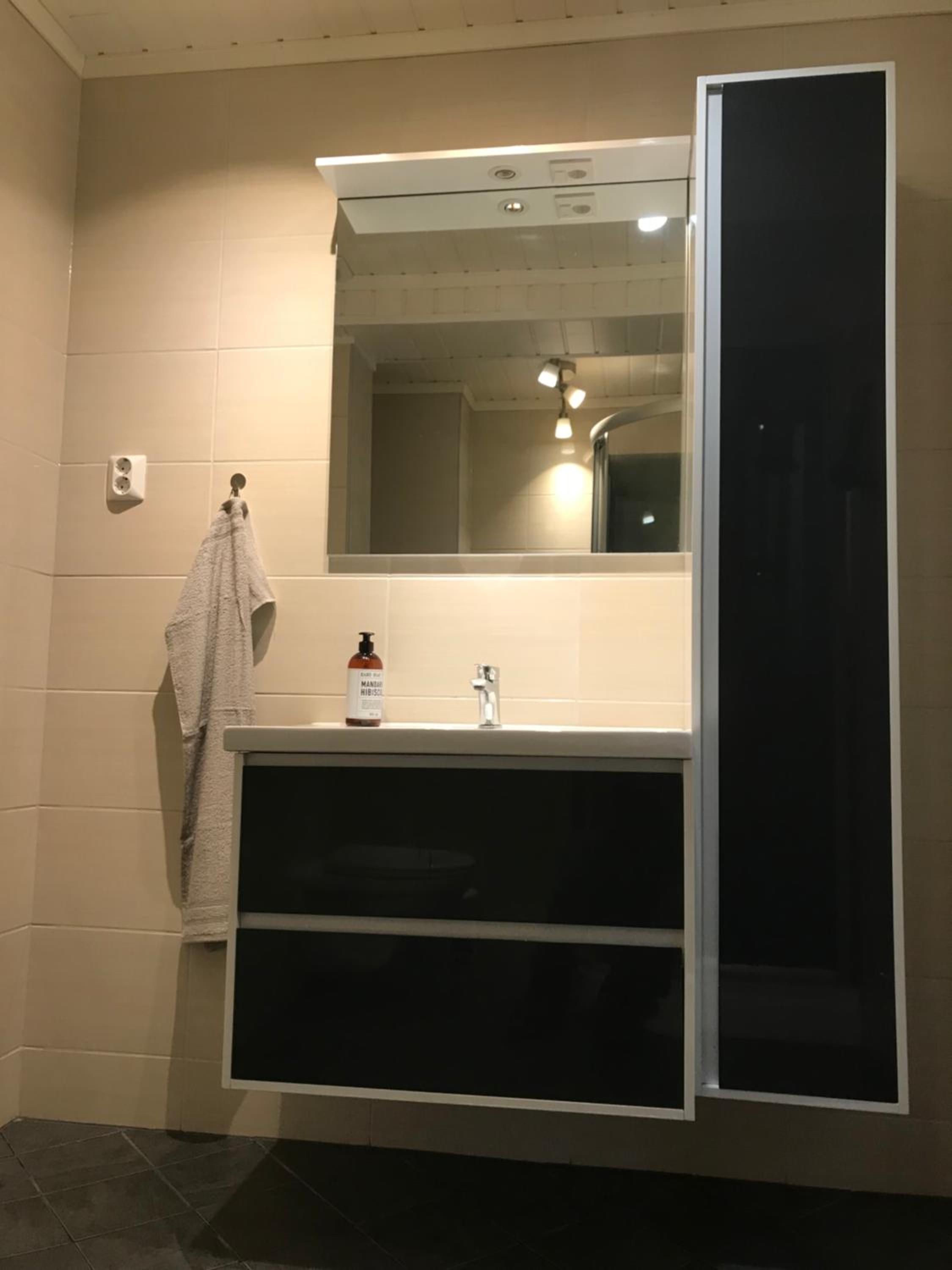 One-Bedroom Apartment - Photo 19