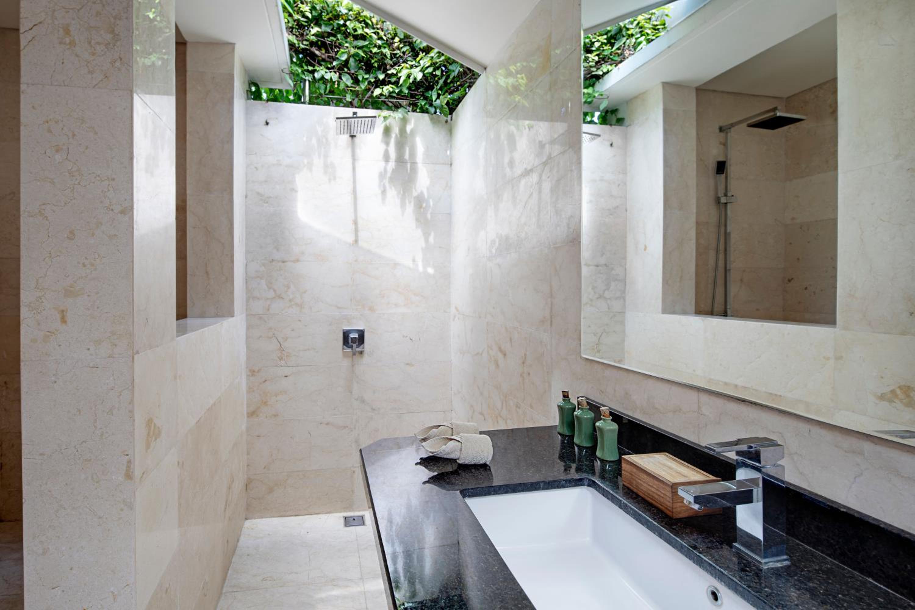 One-Bedroom Pool Villa - Photo 12