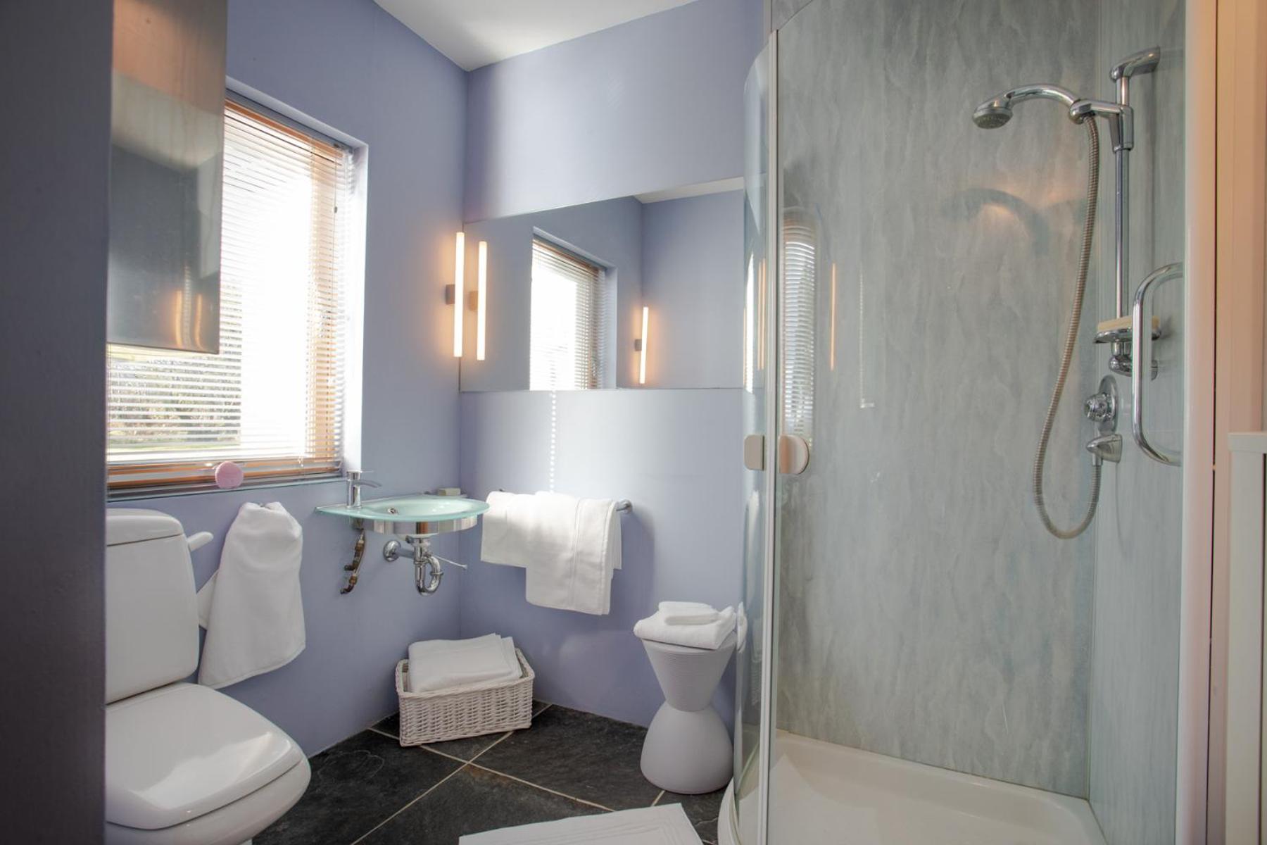Superior King Room - Photo 4