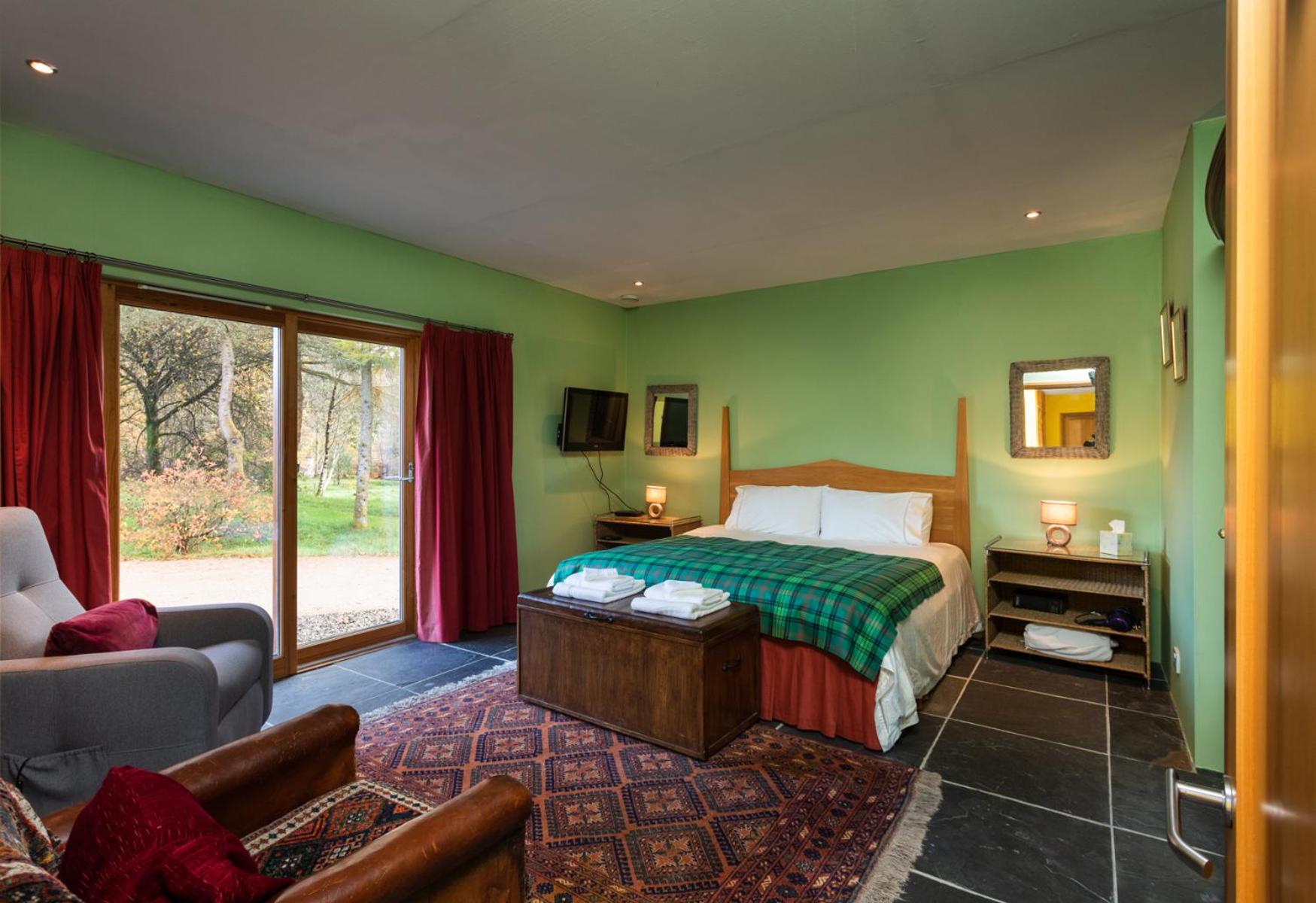 Superior King Room - Photo 1