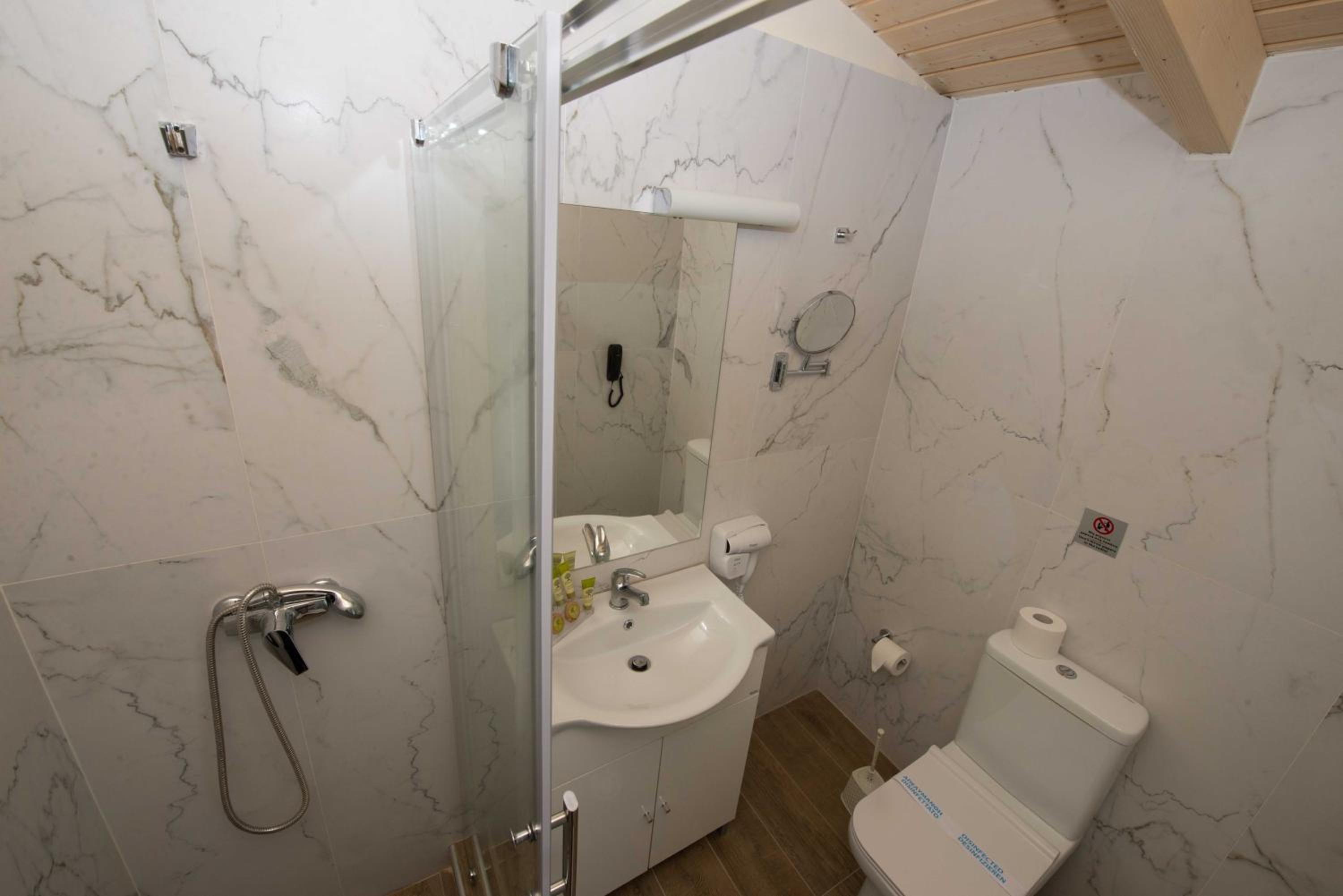 Junior Suite with Garden View photo 2