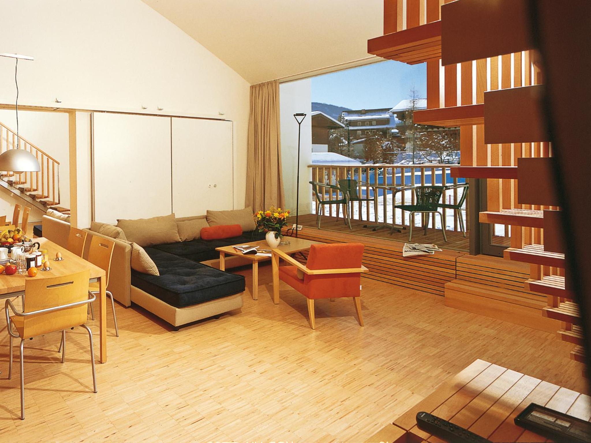 Two-Bedroom Apartment with Balcony photo 2