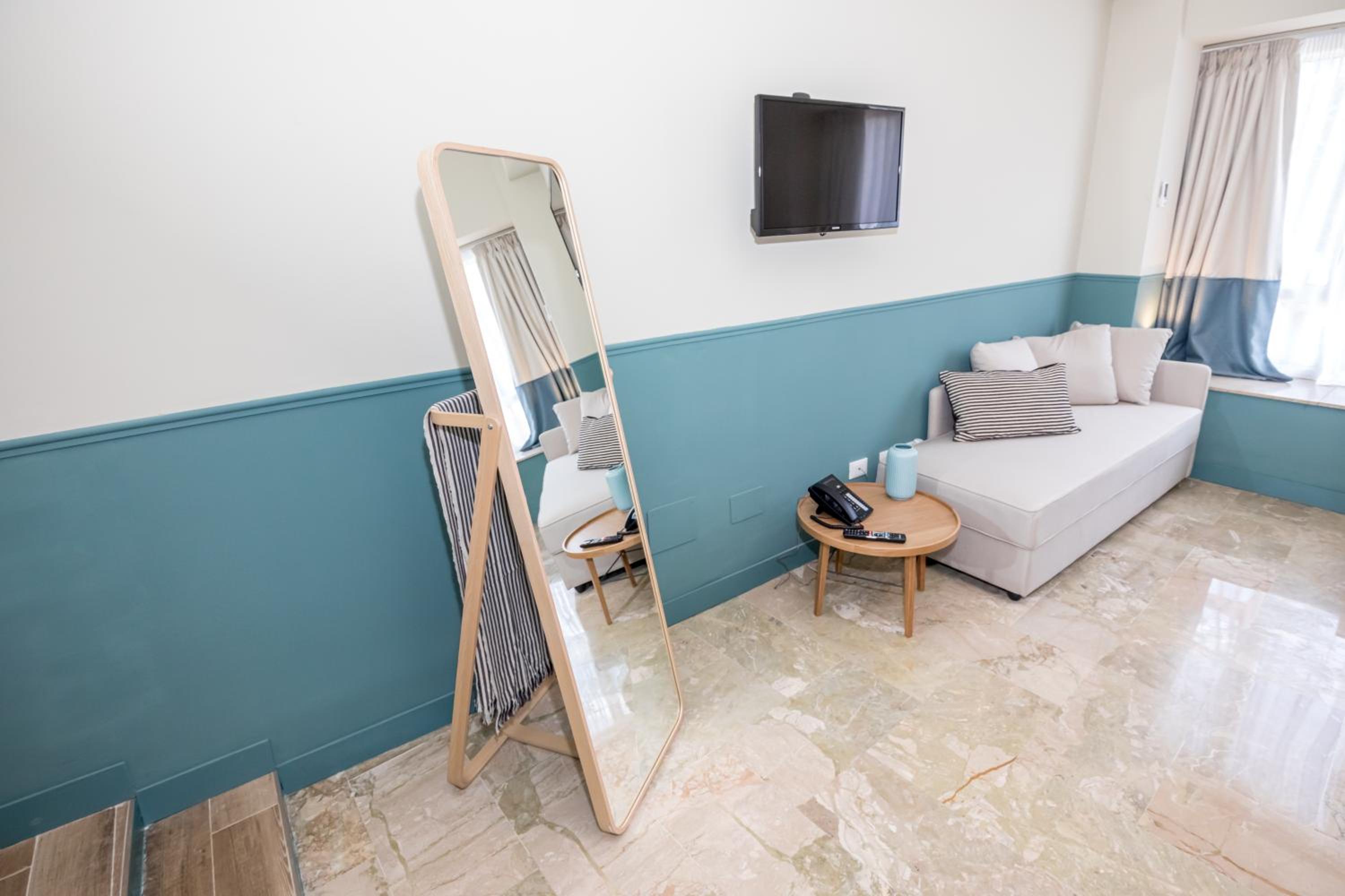 Superior Double Room - Photo 3