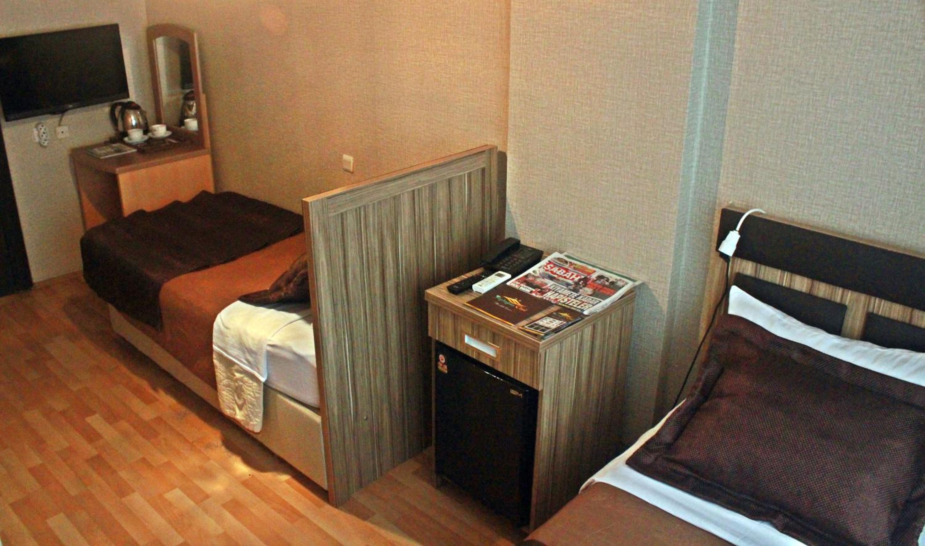 Standard Double Room - Photo 6