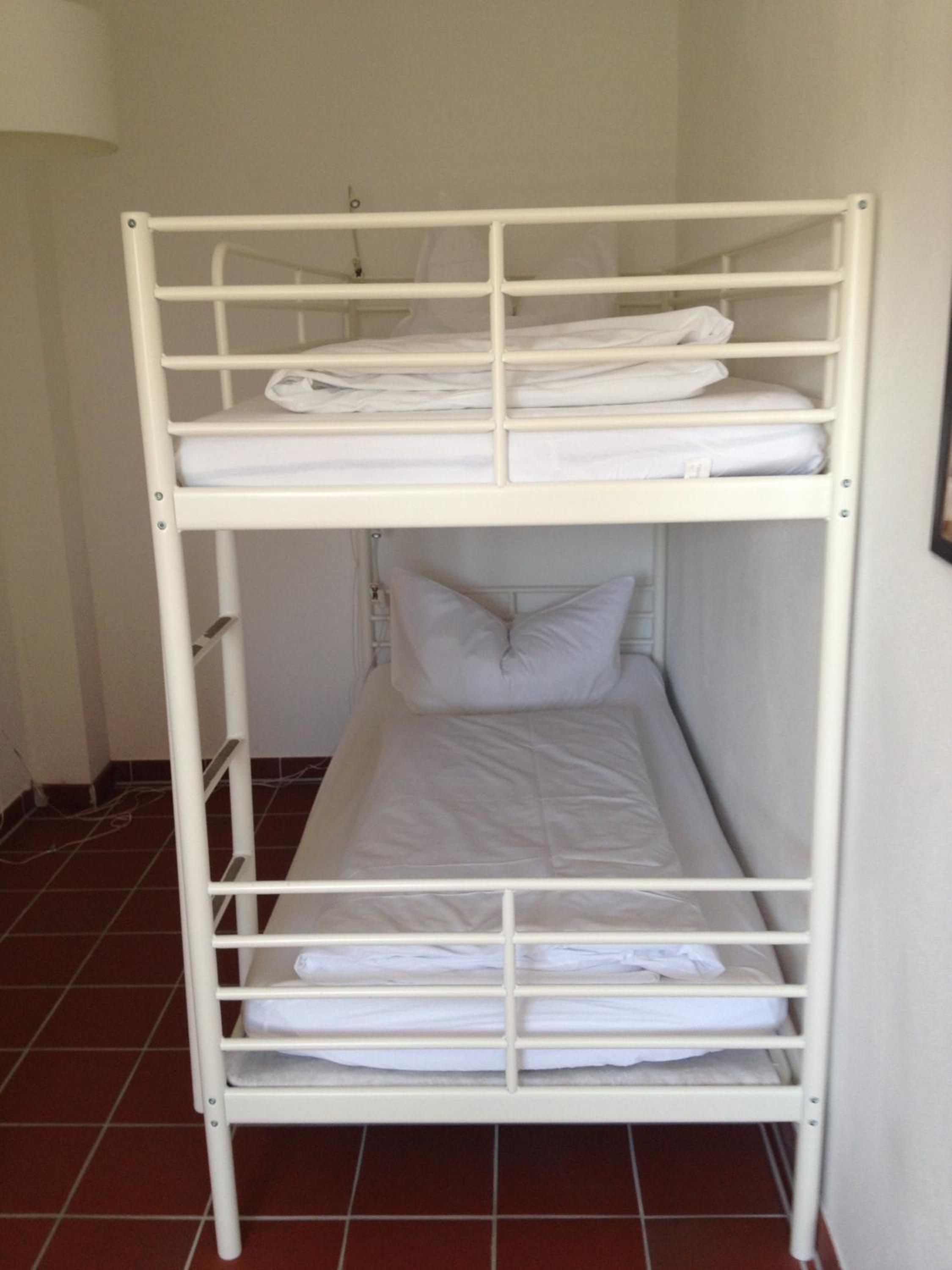 Economy Quadruple Room photo 3