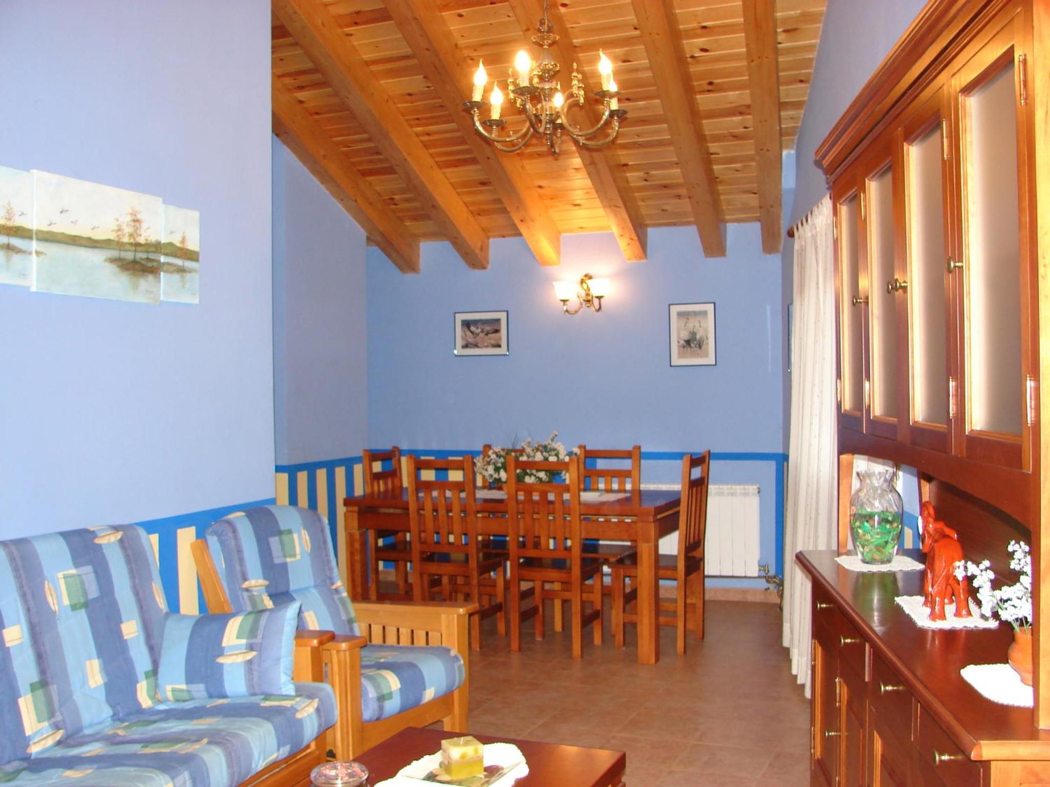 Casa de Tres Dormitorios (6 Adultos)