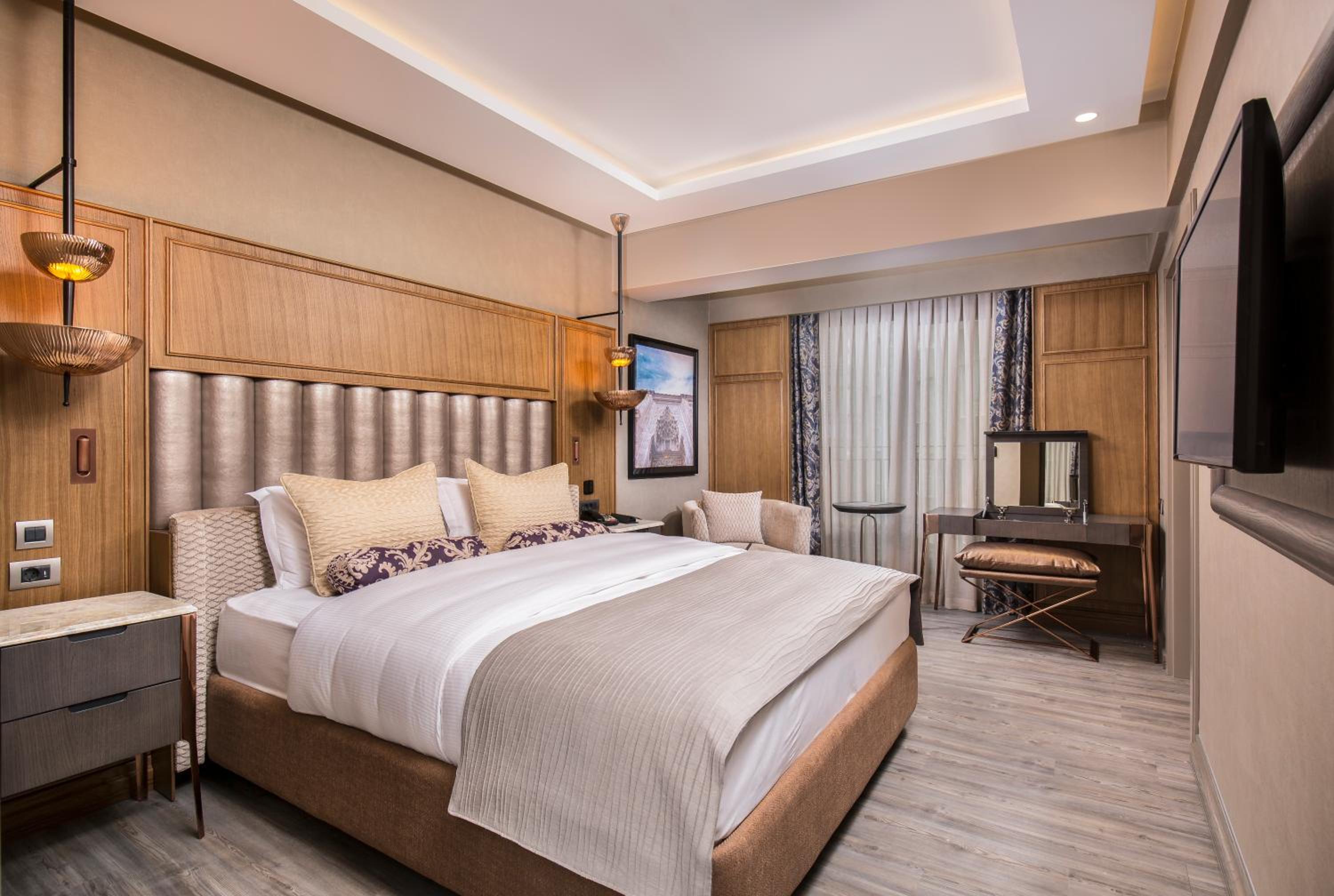 Superior Queen Room - Photo 1
