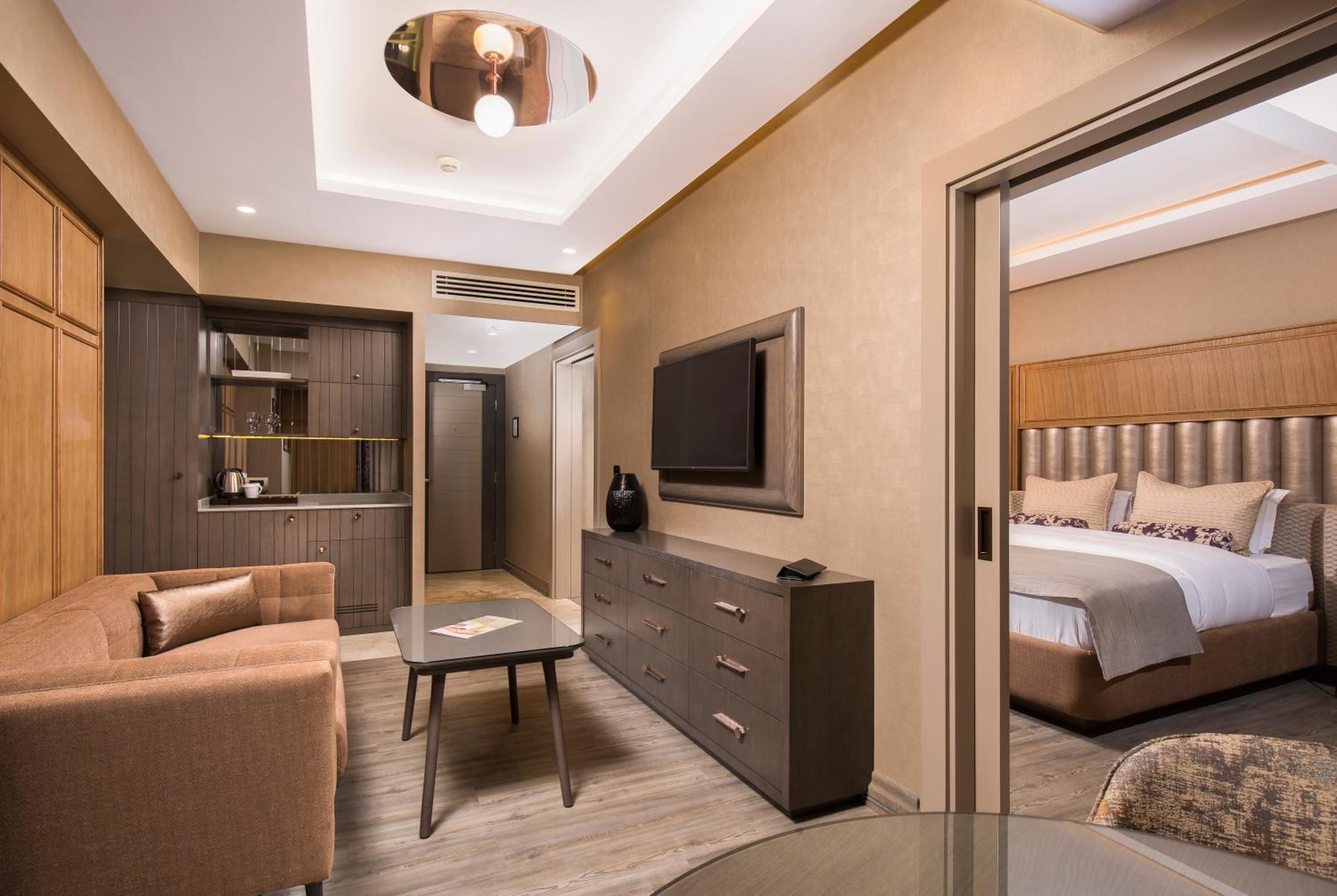 Superior Queen Room - Photo 3