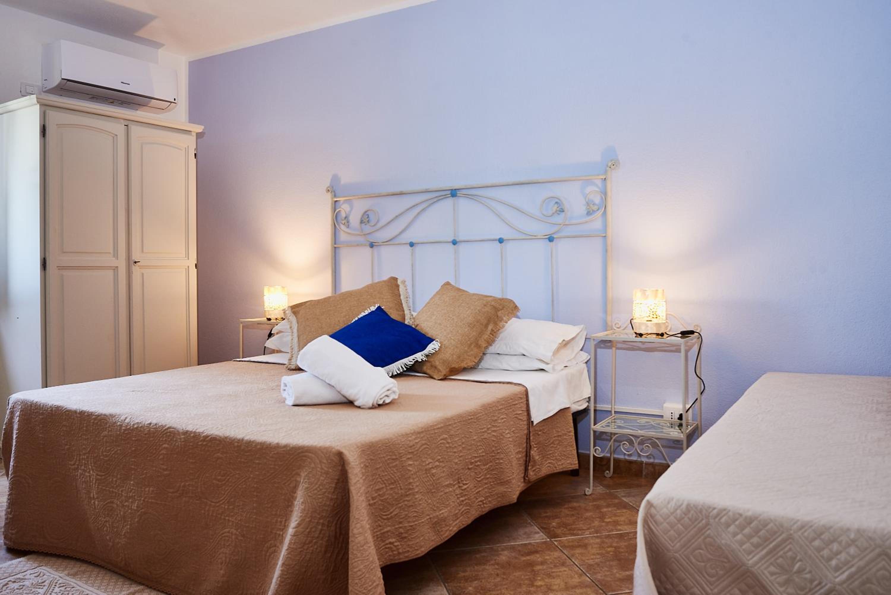 Comfort Triple Room - Photo 14