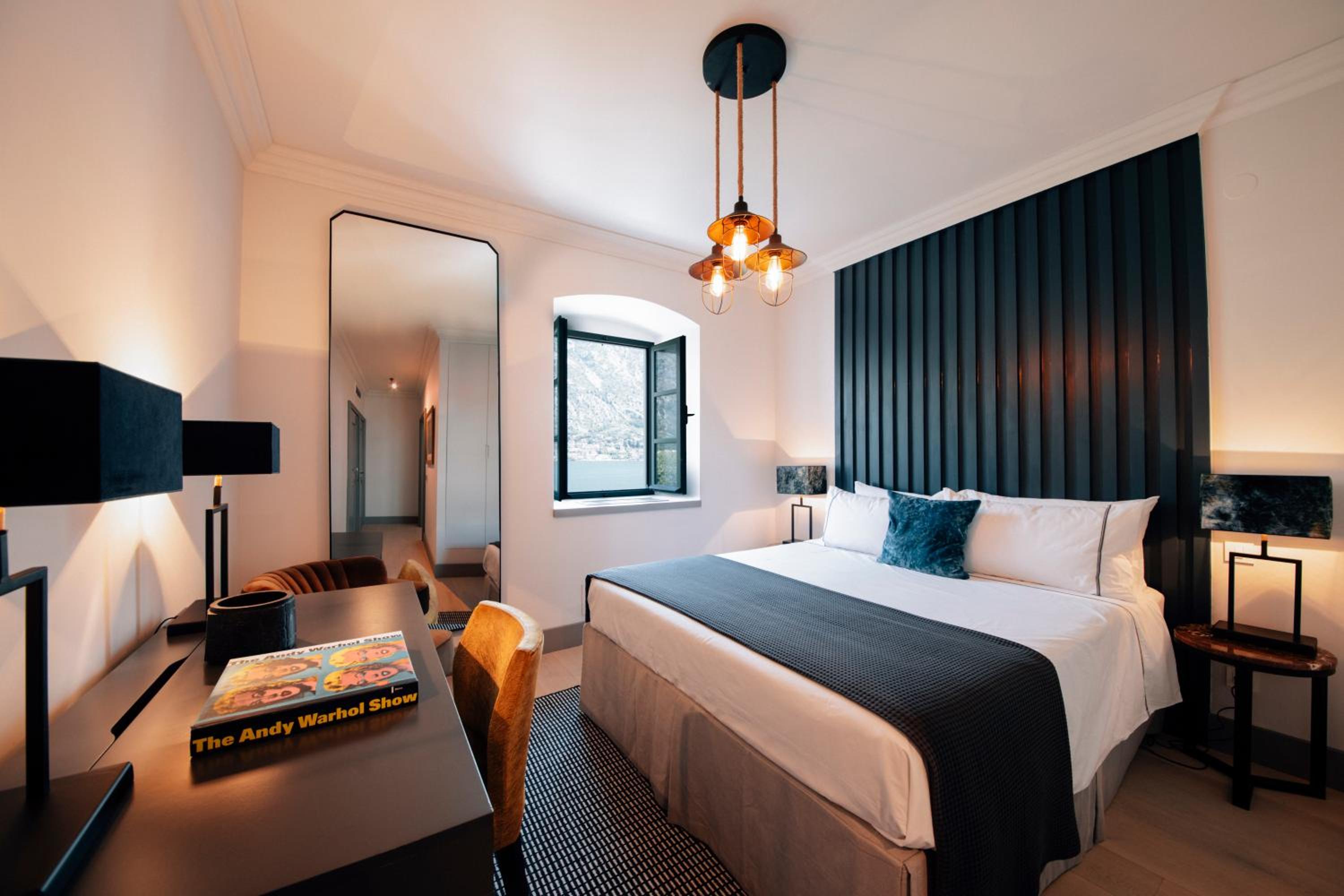 Queen Room with Sea View