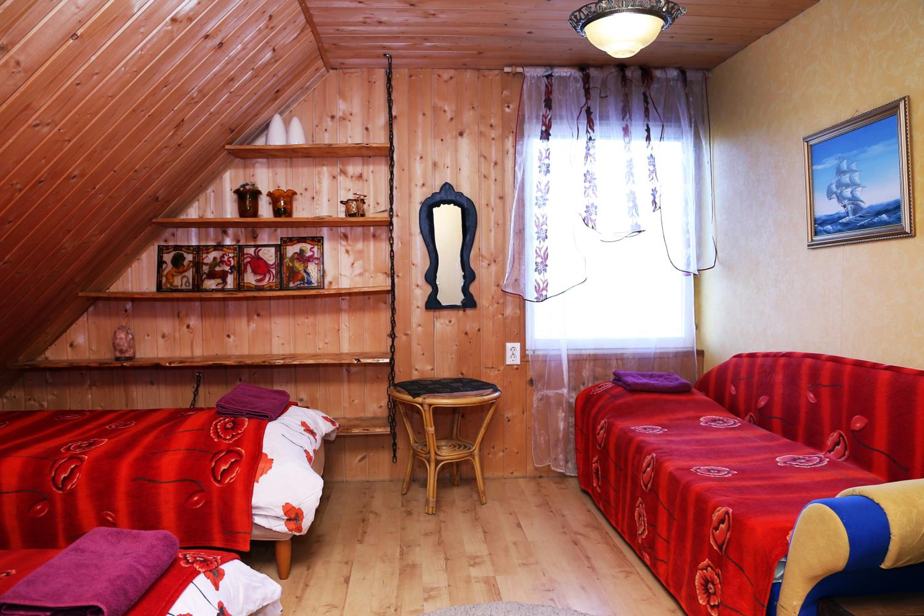 Basic Triple Room photo 1